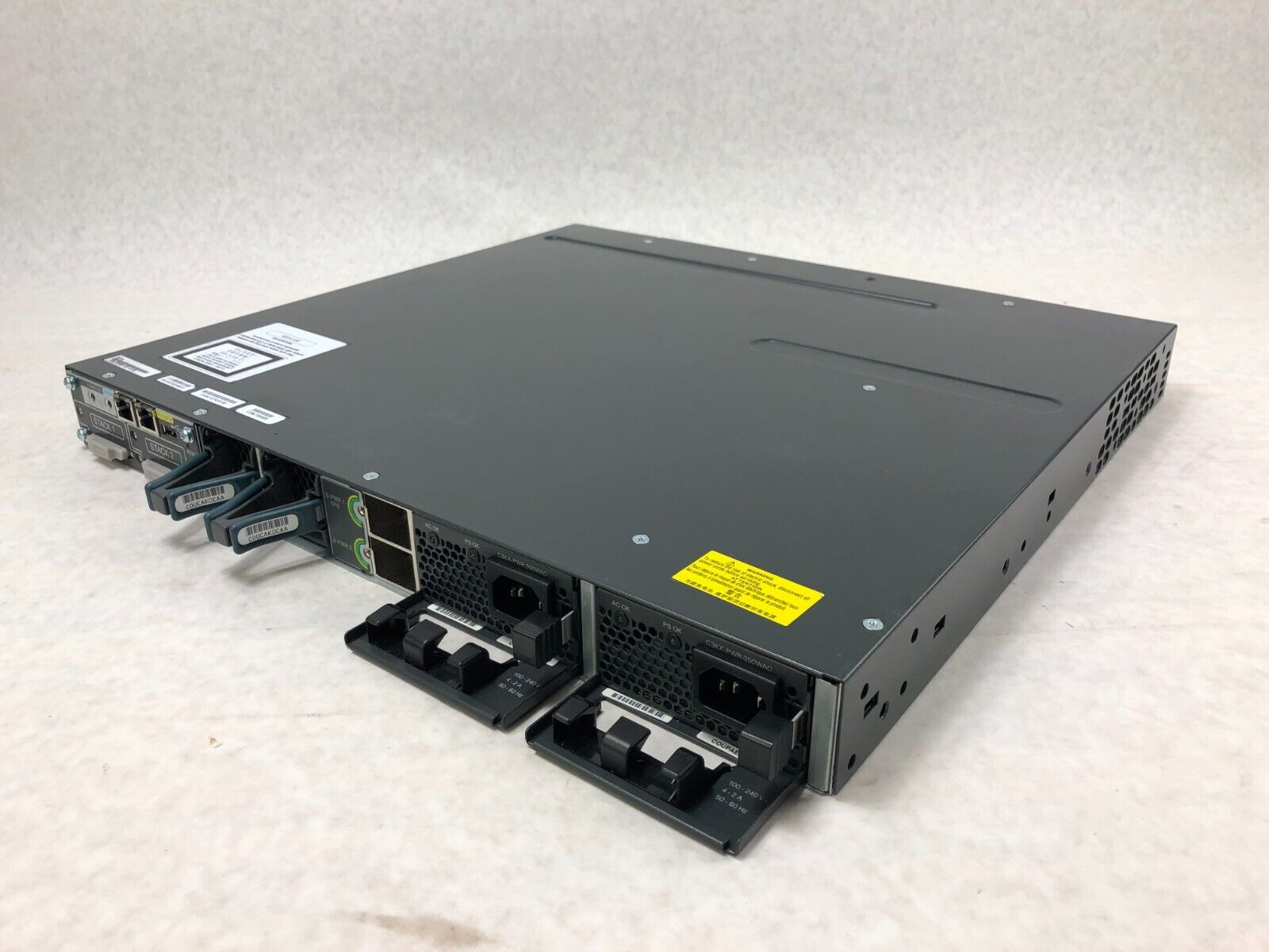 Cisco Catalyst WS-C3750X-48T-S 48 x Gigabit Ethernet 4 x SFP Managed Switch