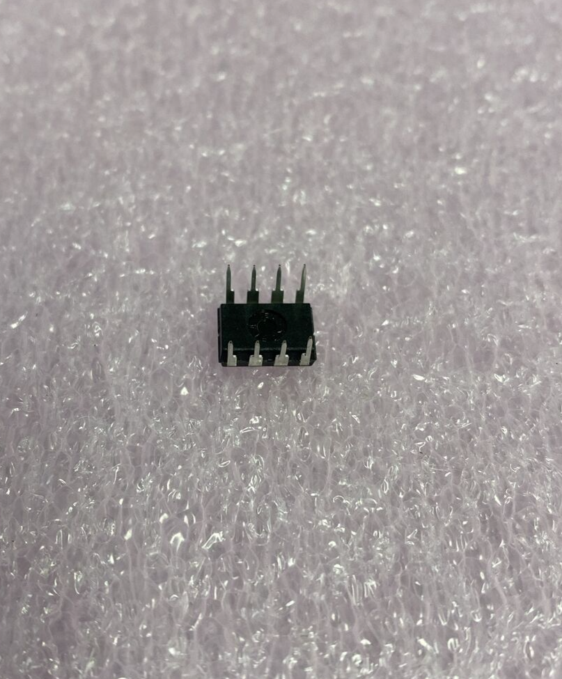 Lot of 5 LM11CN Motorola Operational Amplifier IC 4 Pin NEW Old Stock