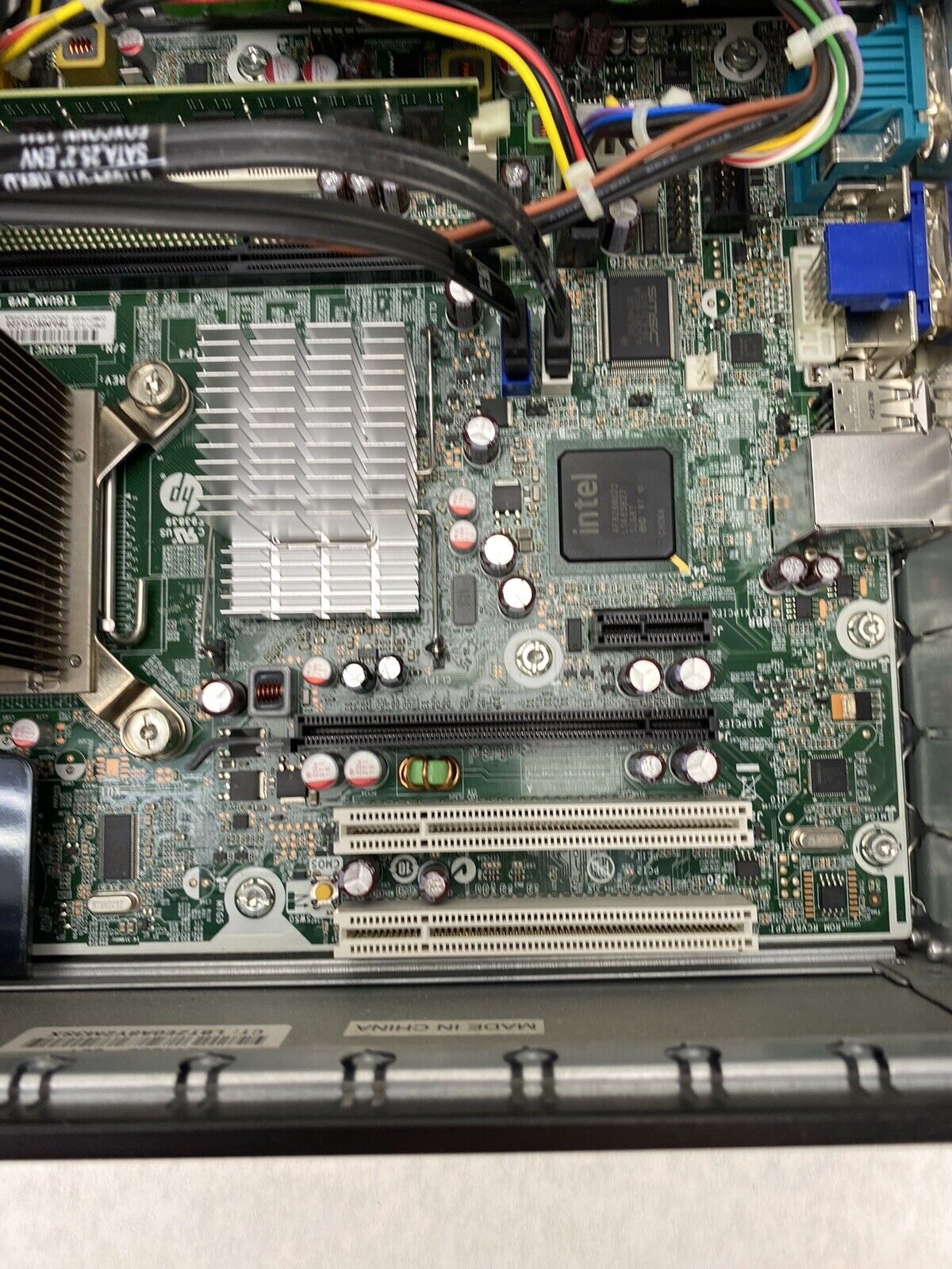 HP Compaq 4000 Pro Celeron E3400 2.6GHz + 4GB RAM (NO HDD NO OS)