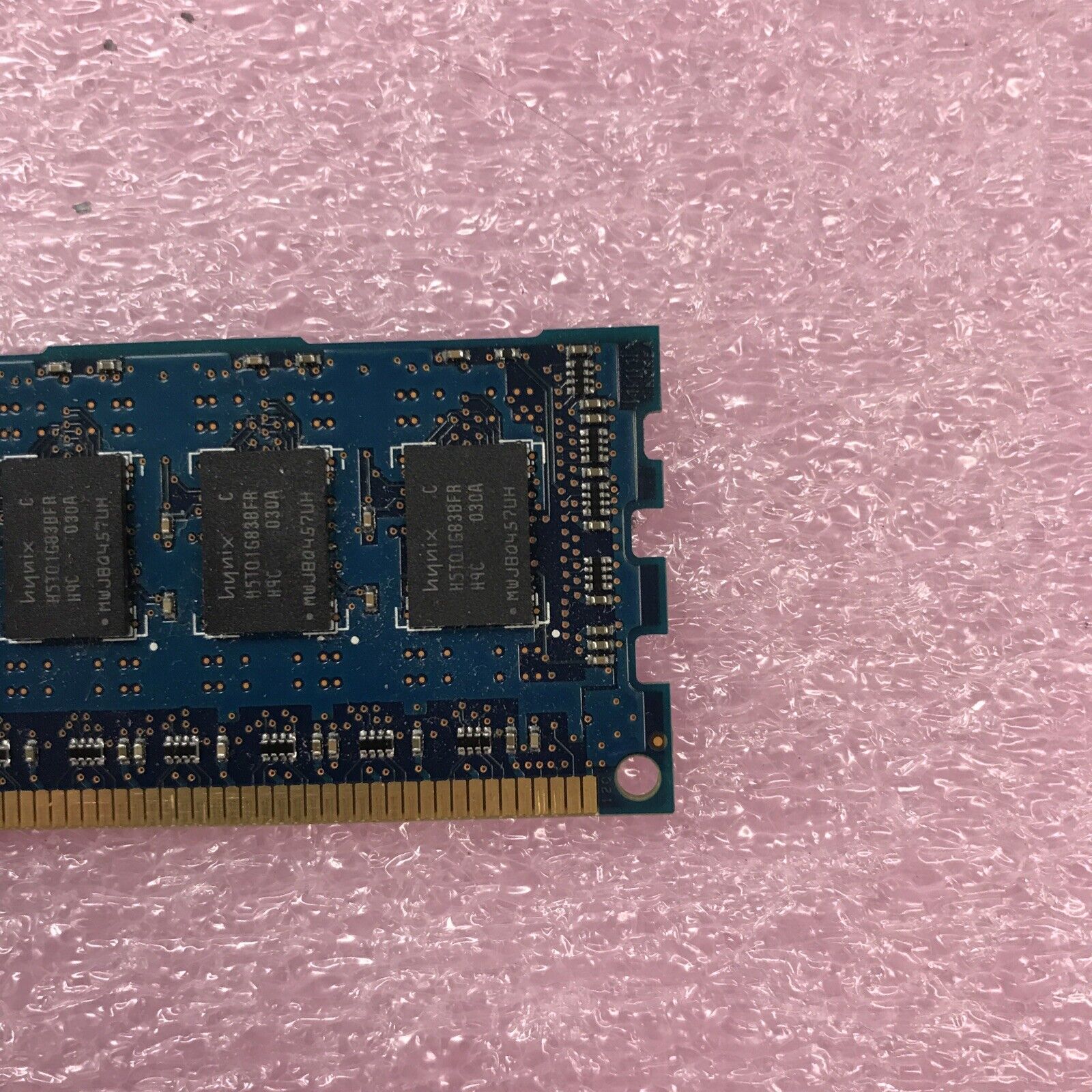 Hynix 8GB Kit 4x2GB 2Rx8 PC3-10600R-9-10-B0 Server Ram HMT125R7BFR8C