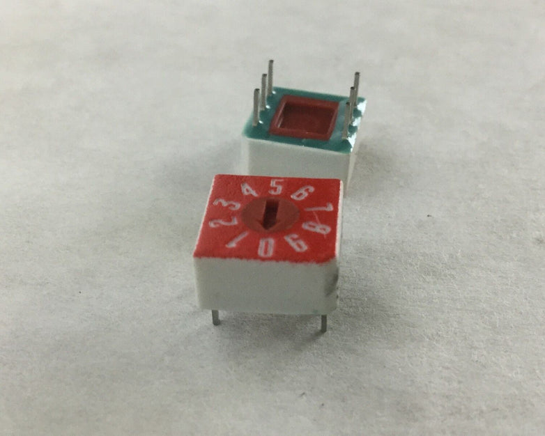 EECO D735, 330002GS, Lot of 8, Switch DIP, New,