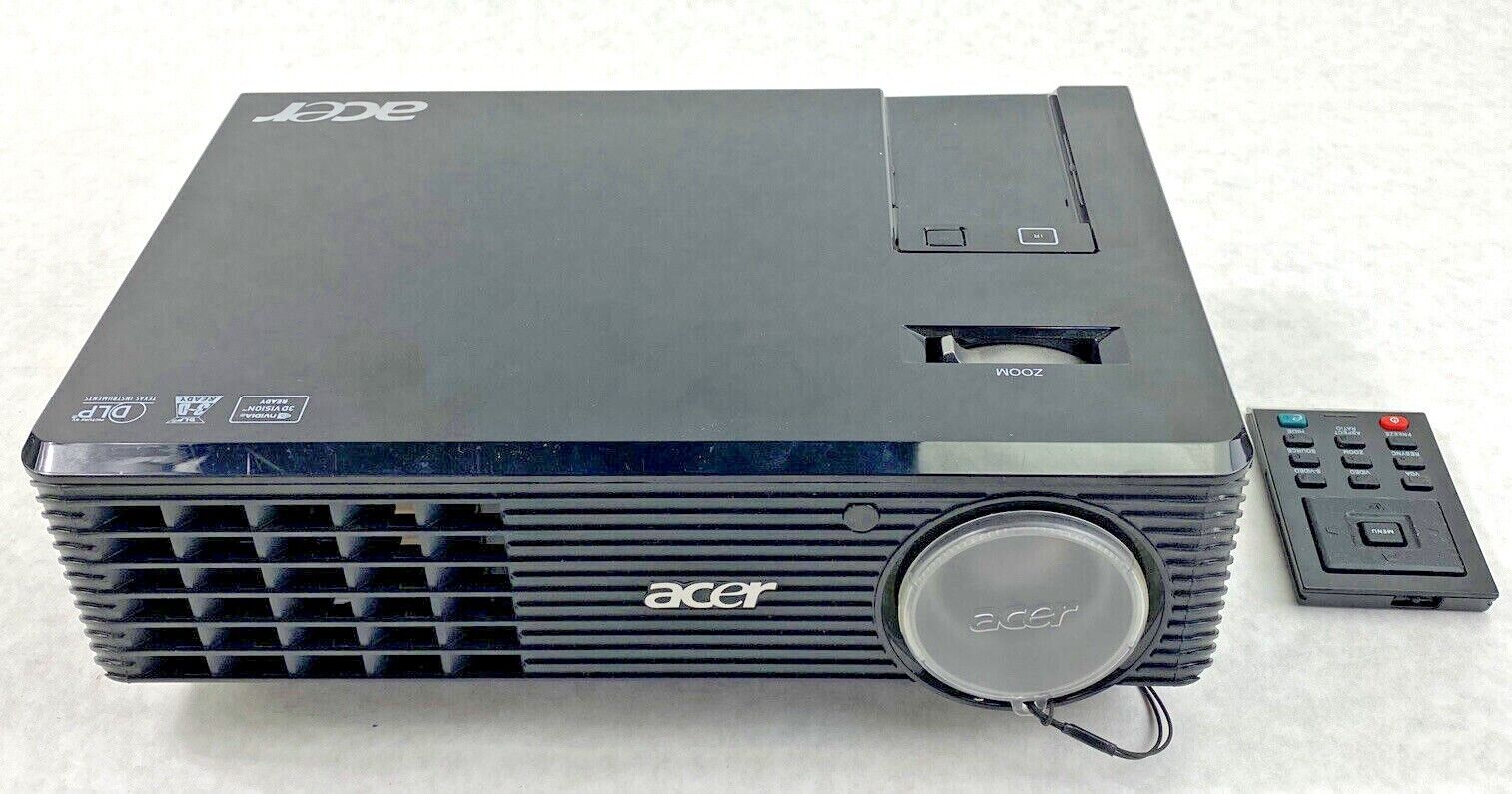 Acer X1261P Projector 1024 x 768 4:3 2700 Lumens COMPLETE