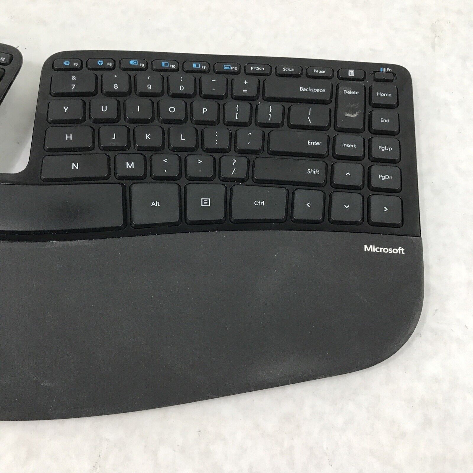 Microsoft X878016-001 1559 Sculpt Ergonomic Wireless PC Keyboard Surface Edition