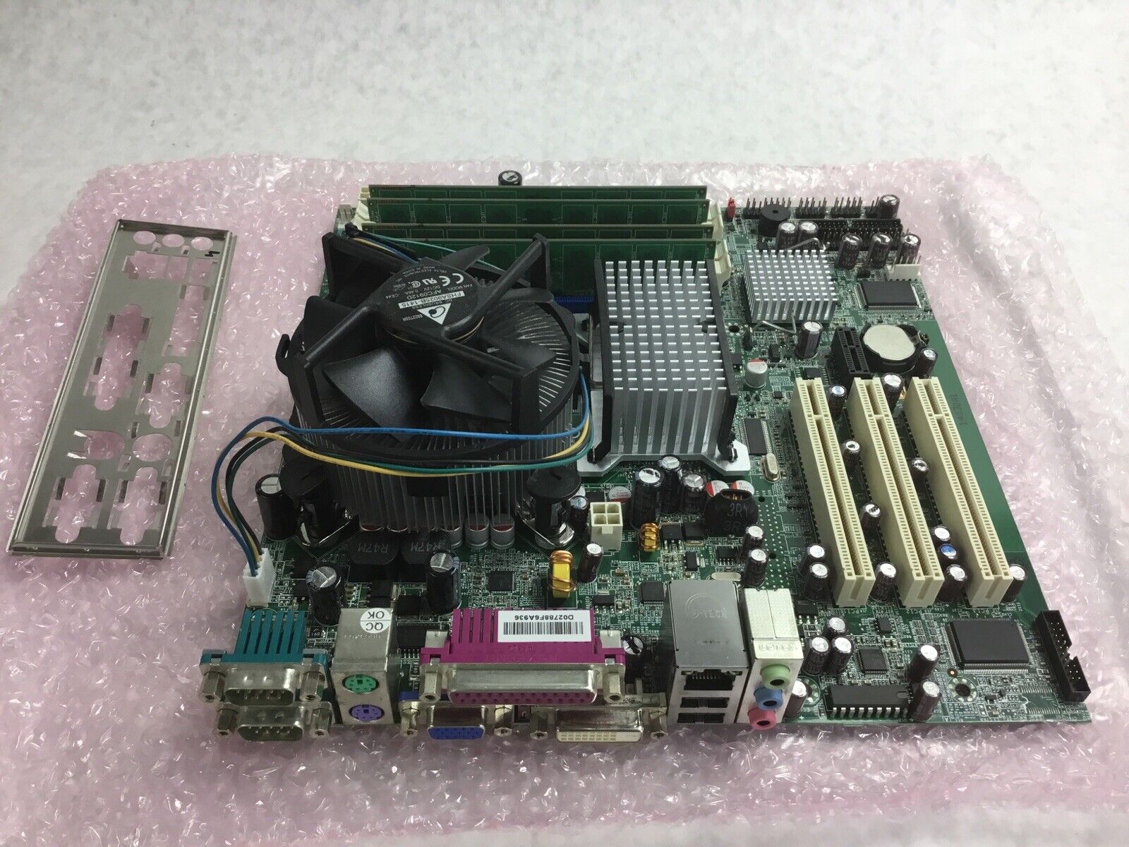 NCR 302DNR6D00941 Motherboard w/Intel E6400 2.13 GHz 4GB RAM - No HDD No OS