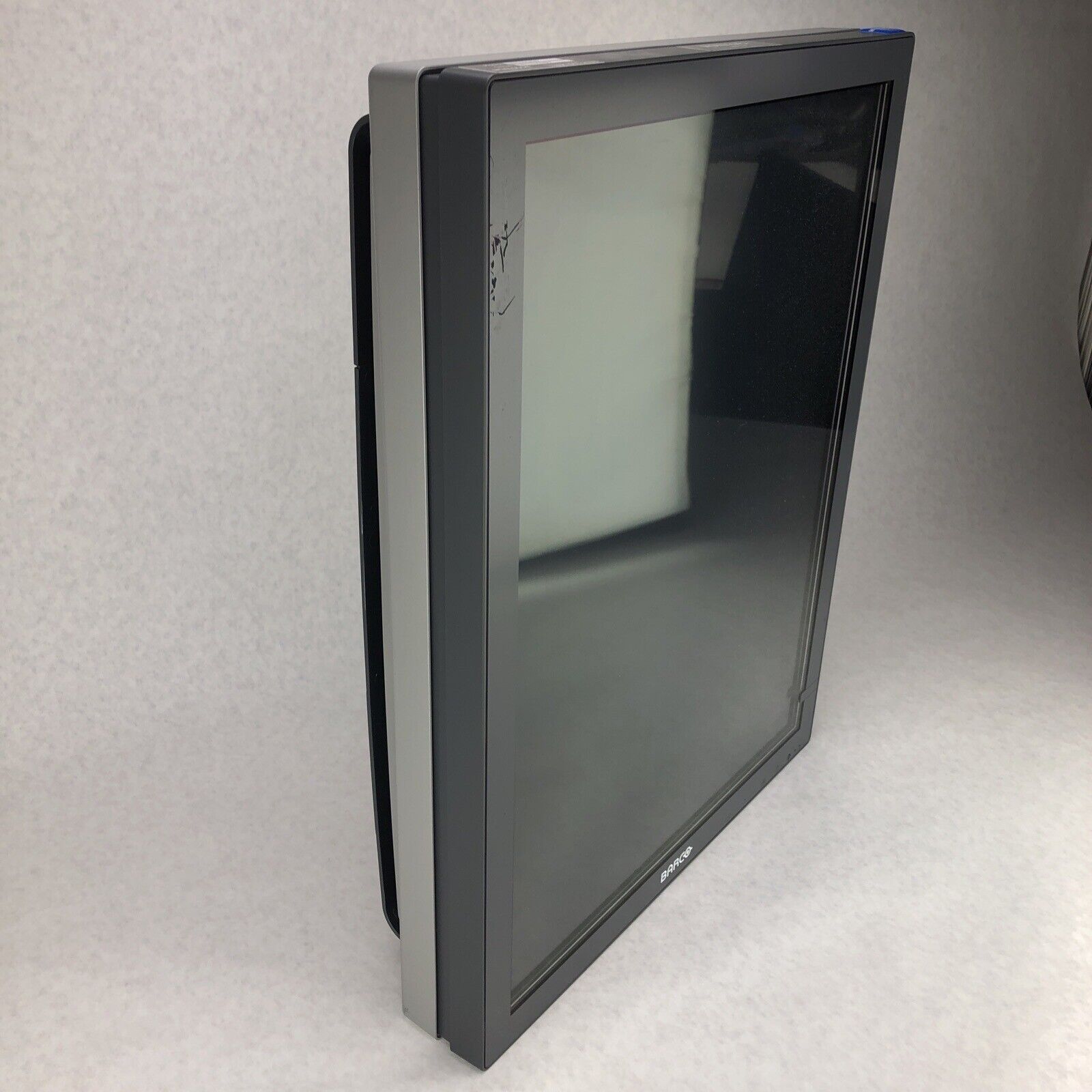 Barco MDCG-3120 20" Grayscale Diagnostic Display K9301362B No Stand No AC Pwr