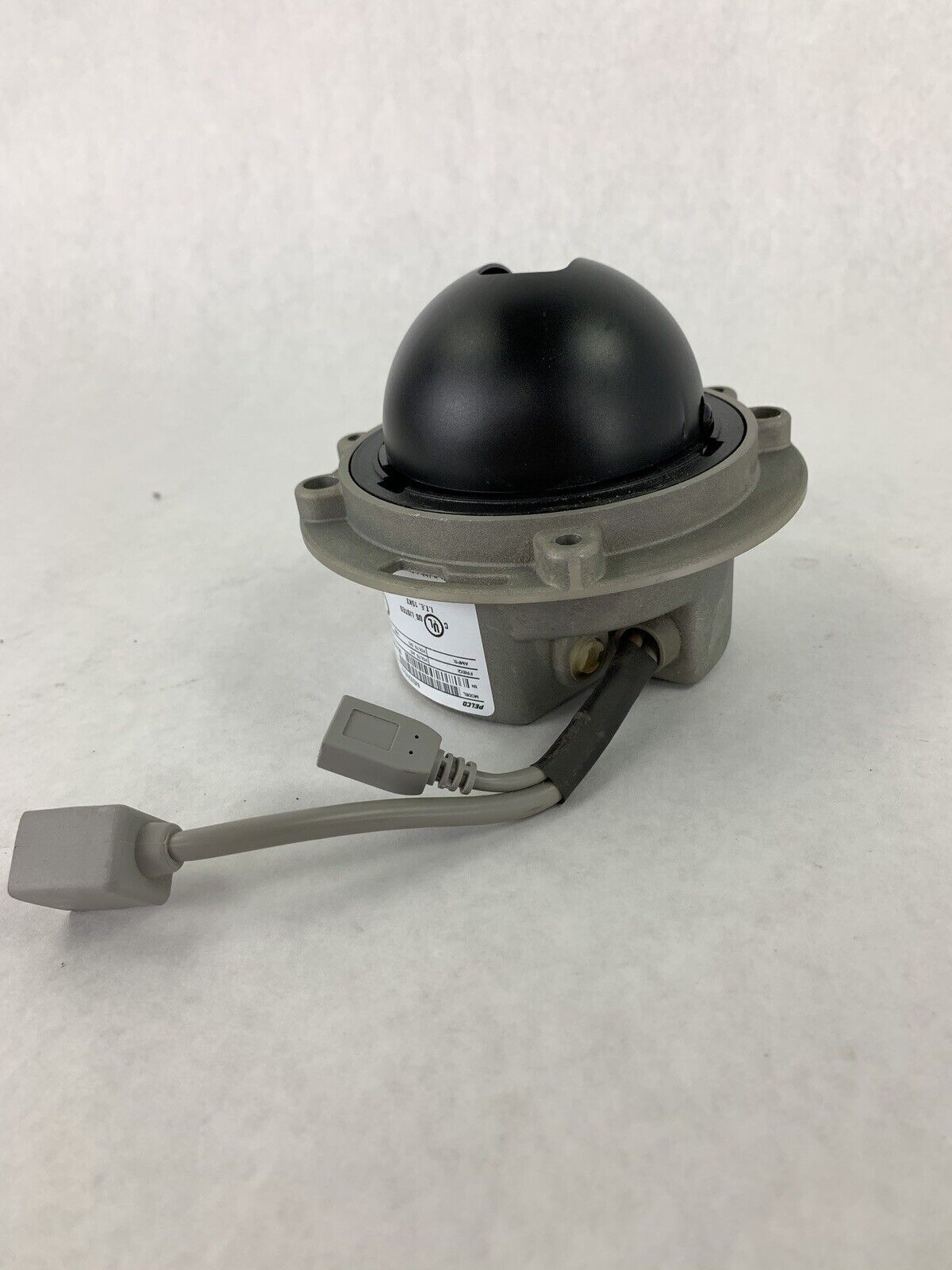 Pelco 3.0C-H4A-D01 Vandal-Resistant Indoor Fixed Dome Camera IMS0DN10-1V