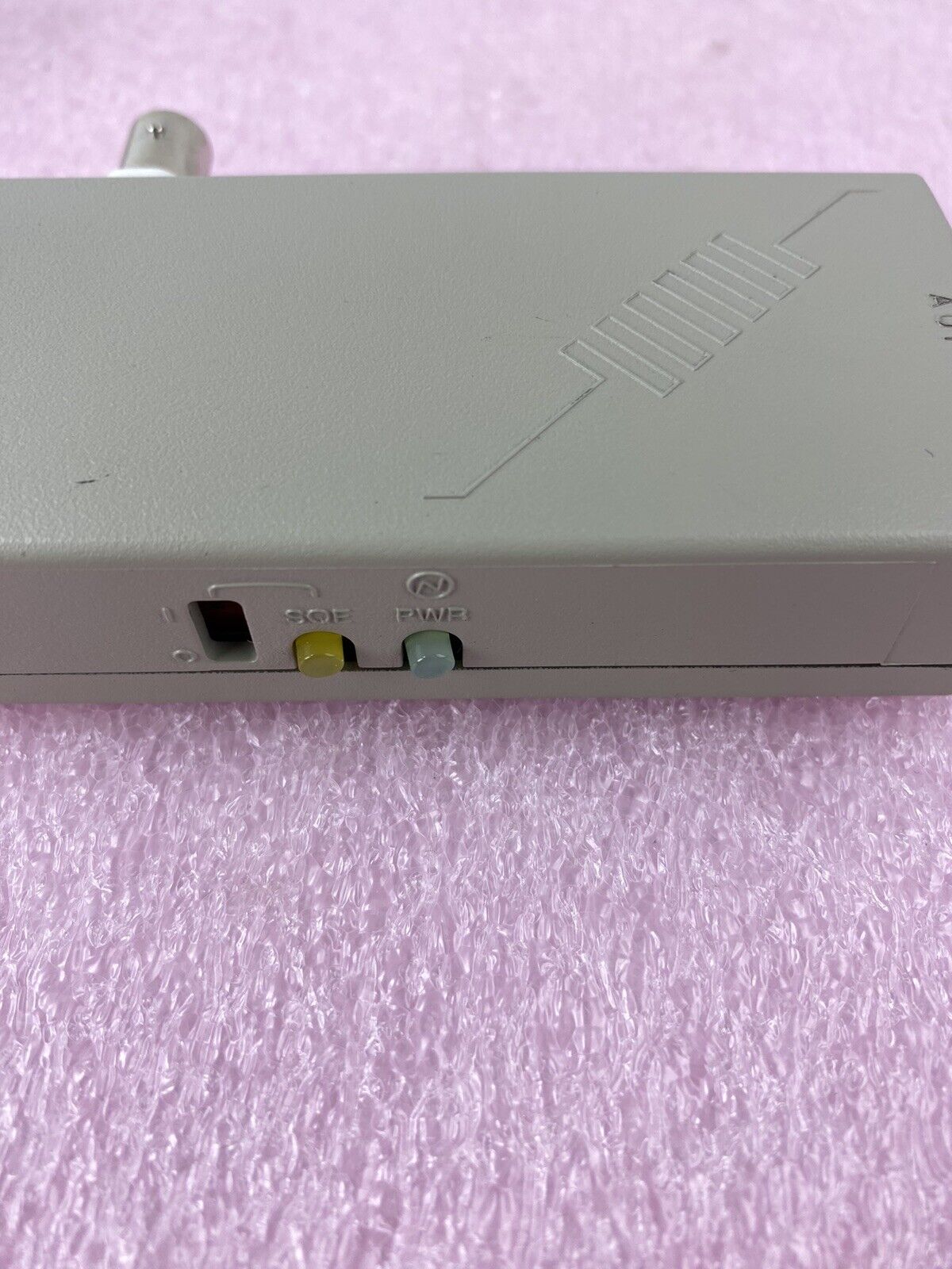 Digital DELNI-AA 8-Port Network Hub w/DECXM-M.C01 Transceiver + Misc. Cables