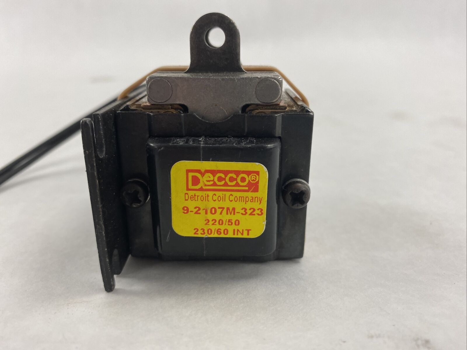 Lot of 2 Decco 9-2107M-323 220/50