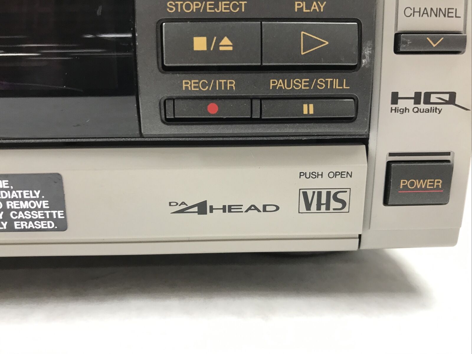 JVC BR-3700U VHS Player/Recorder 300W 2.5A 120V 60Hz