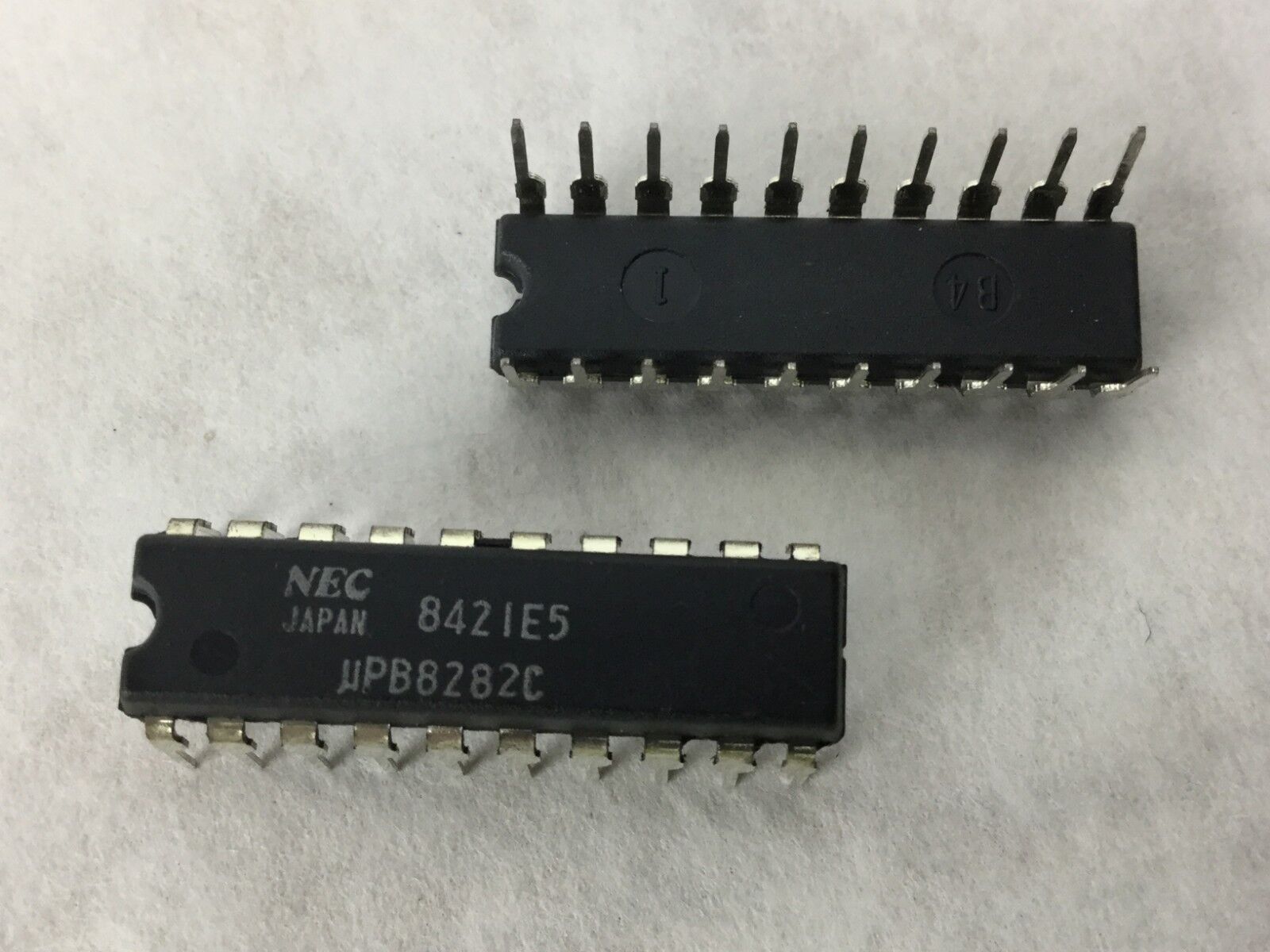 NEC  8421E5 Transistor  20 Pin Dip   Lot of 4  NEW