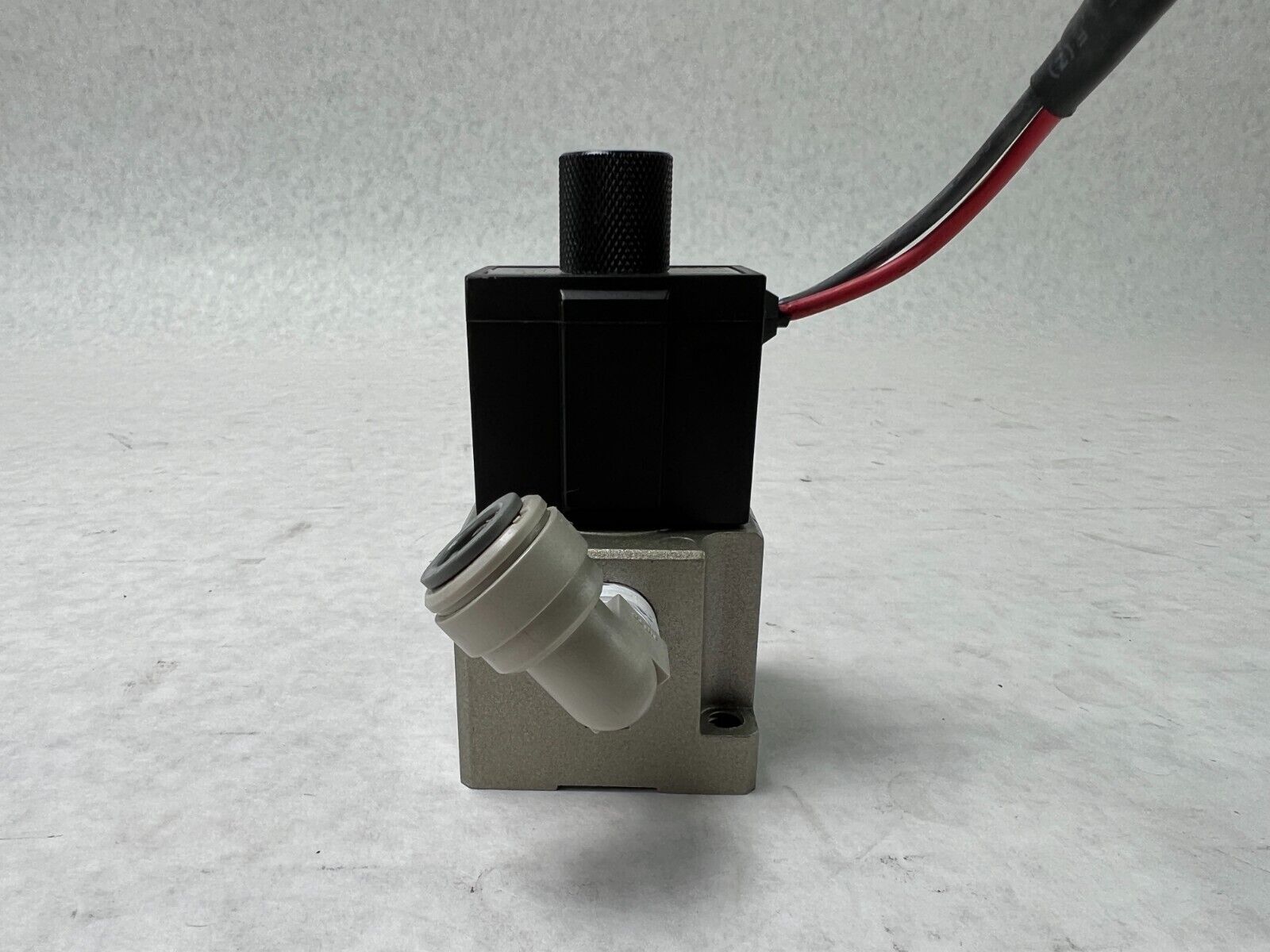 SMC Solenoid valve VT317V DC 24V