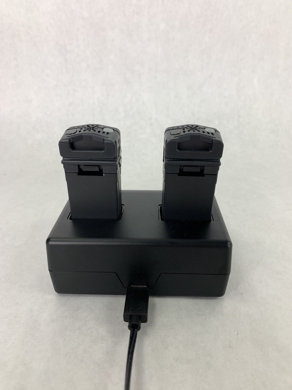 Pair of LightSpeed FlexMike Microphones FMN w/ FSC Charging Dock and AC adapter