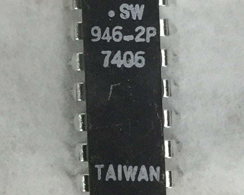 SW 946-2P STEWART WARNER   Lot of 5  14-PIN
