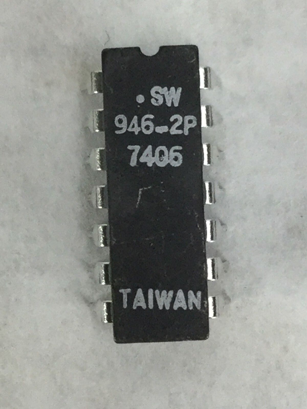SW 946-2P STEWART WARNER   Lot of 5  14-PIN