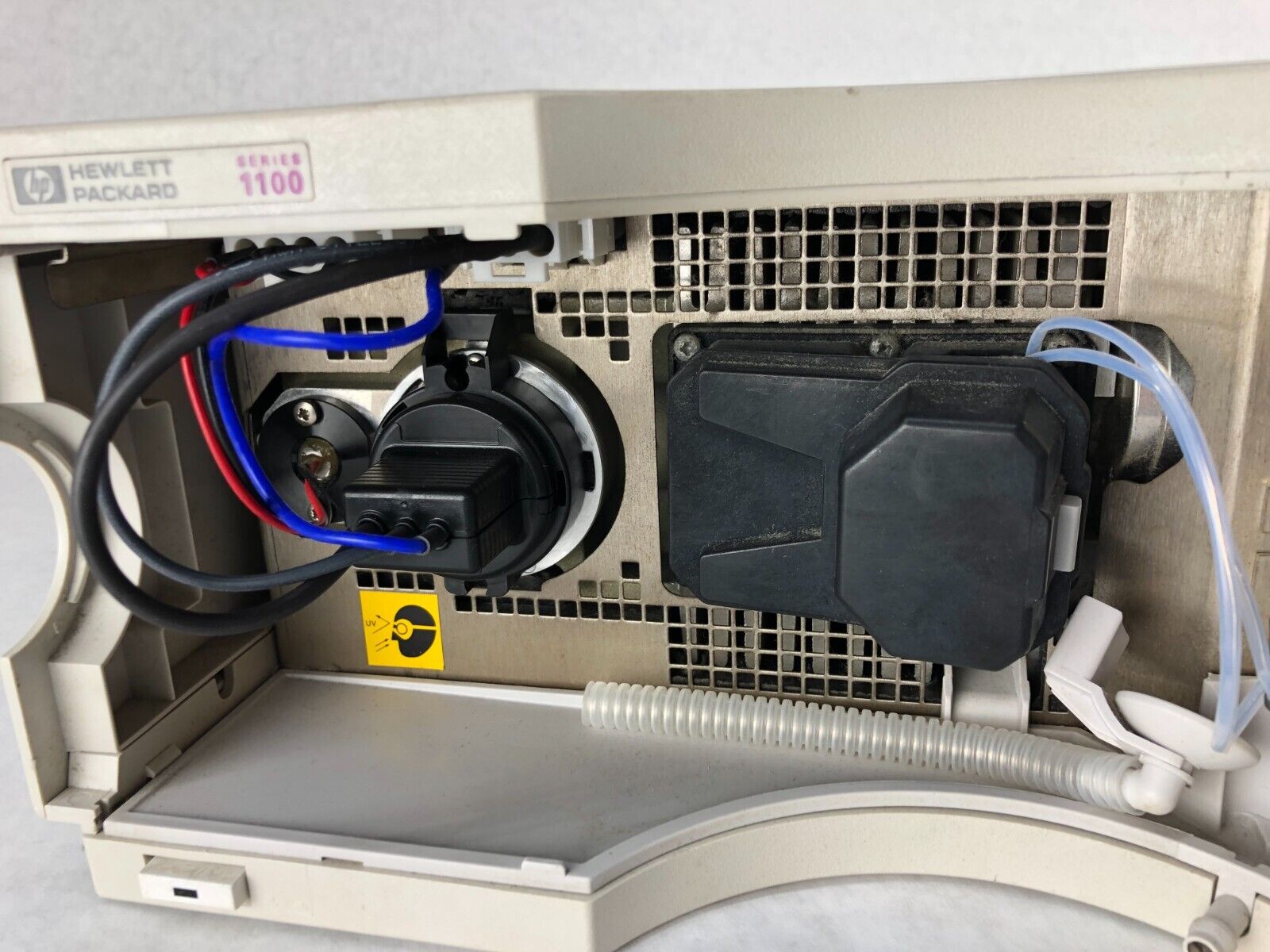 Hewlett Packard Agilent Series 1100 G1315A Diode Array Detector - Bad Main Board