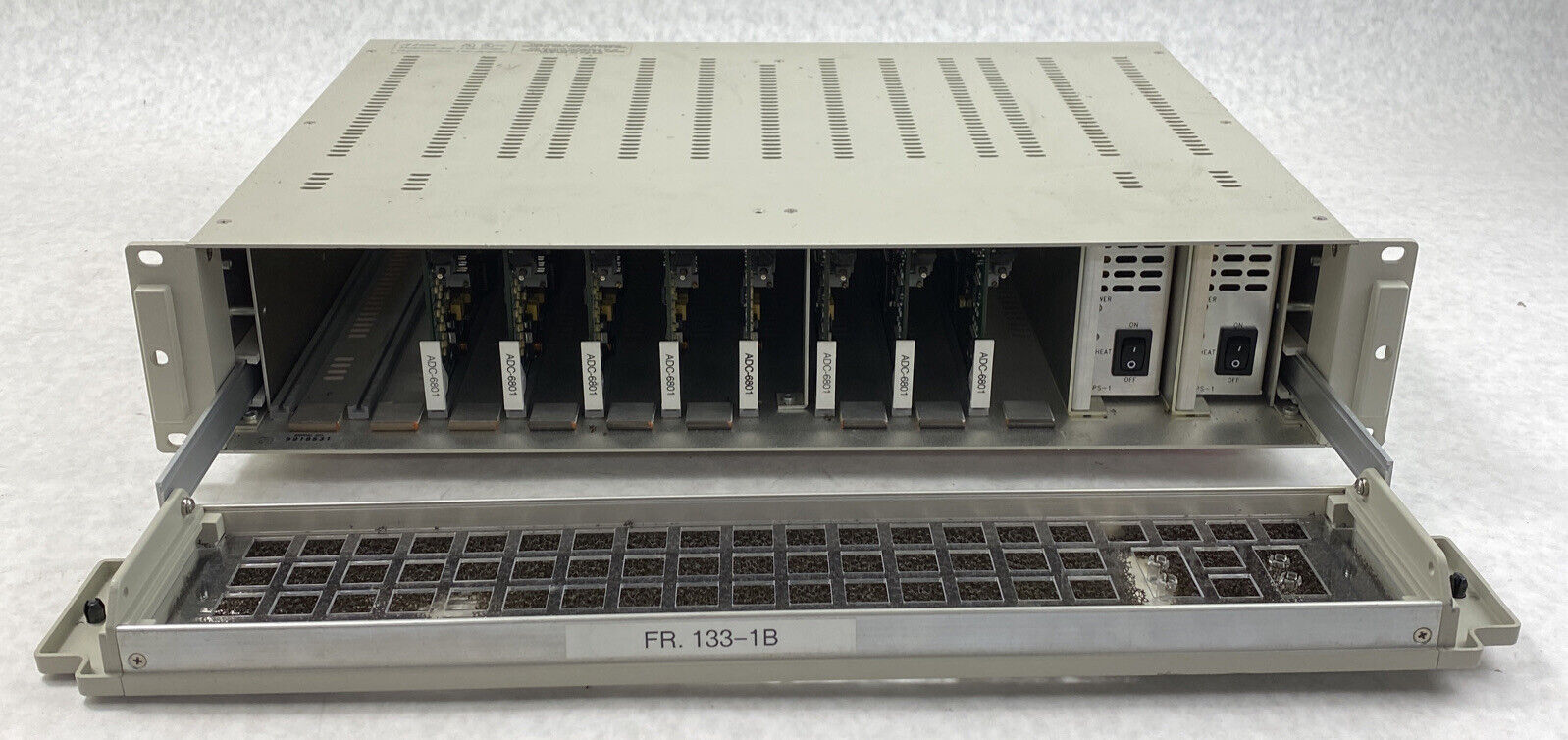 Leitch FR-6804-1 Digital Glue with 8x ADC-6801 CAV to SDI converter cards