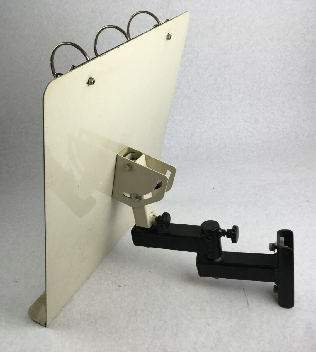 Hubbell Workplace Solutions 19" x 17" Workstation Document Stand with Swingarm