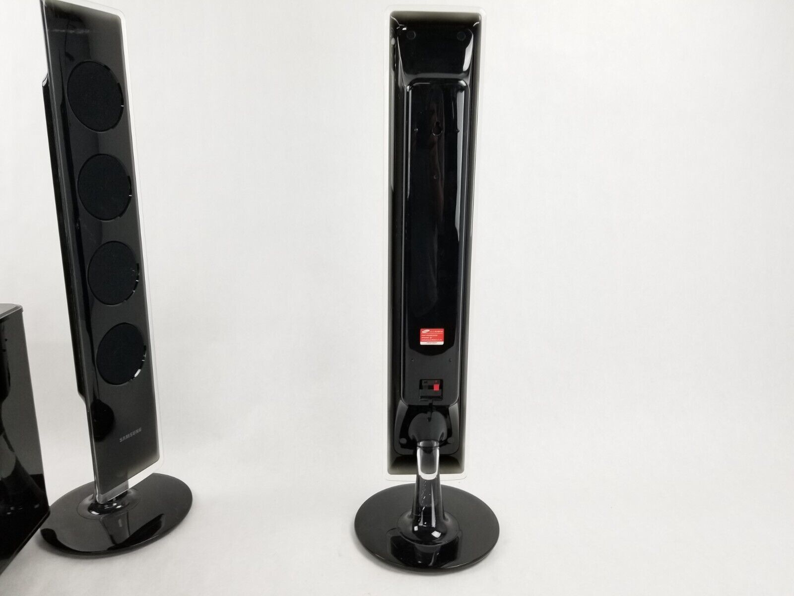 Samsung PS-WBD7200 Subwoofer and PS-FBD7200 Front Right and Left Speaker