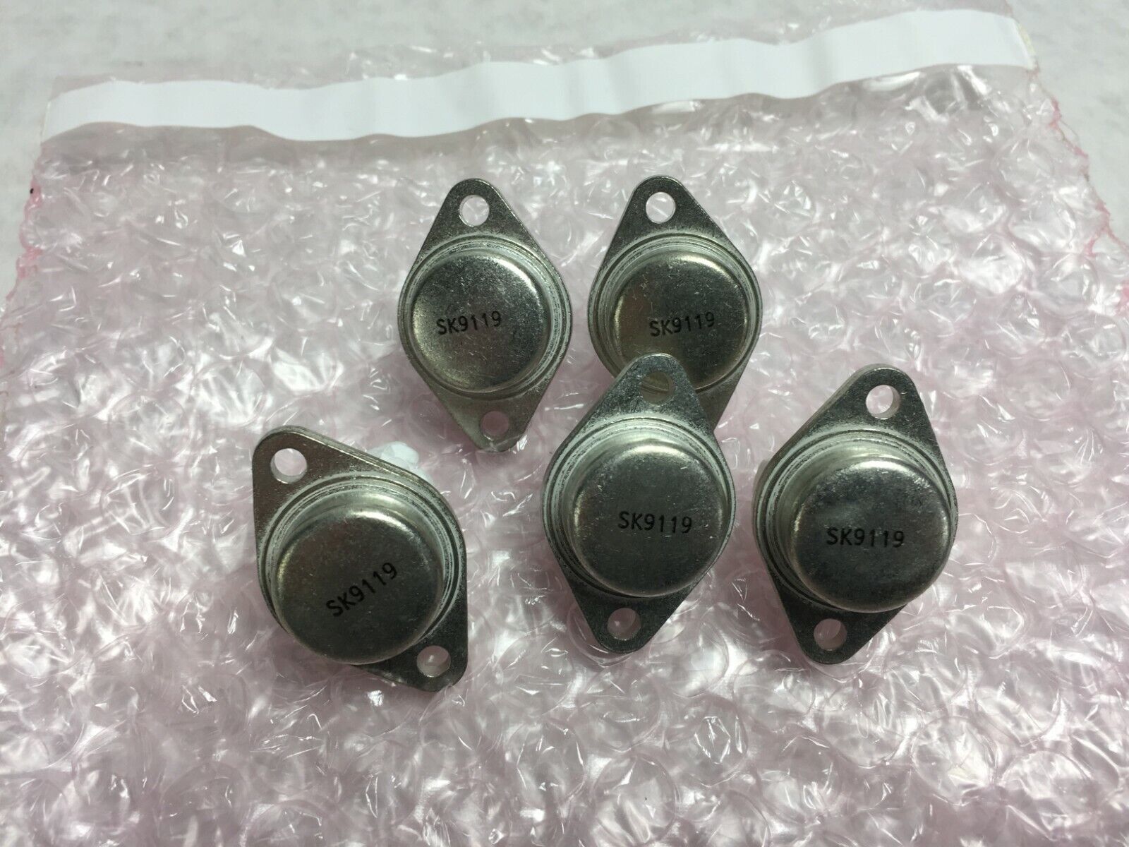 NOS  SK9119 NPN Si Transistors with Integral Damper Diode   Lot of 5