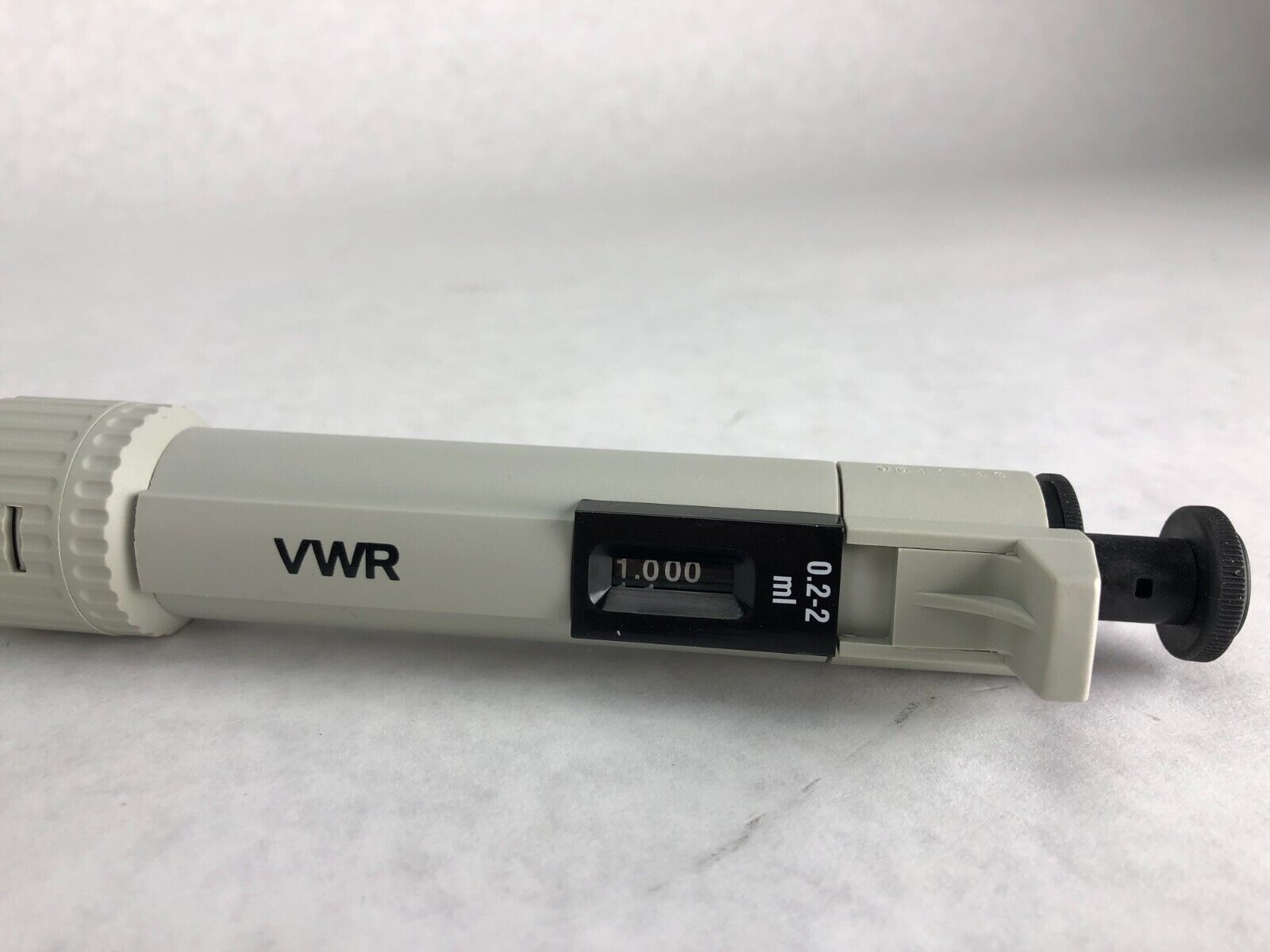 VWR 53498-660 CALIBRA .2-2 832 Model 832.02 Micropipette