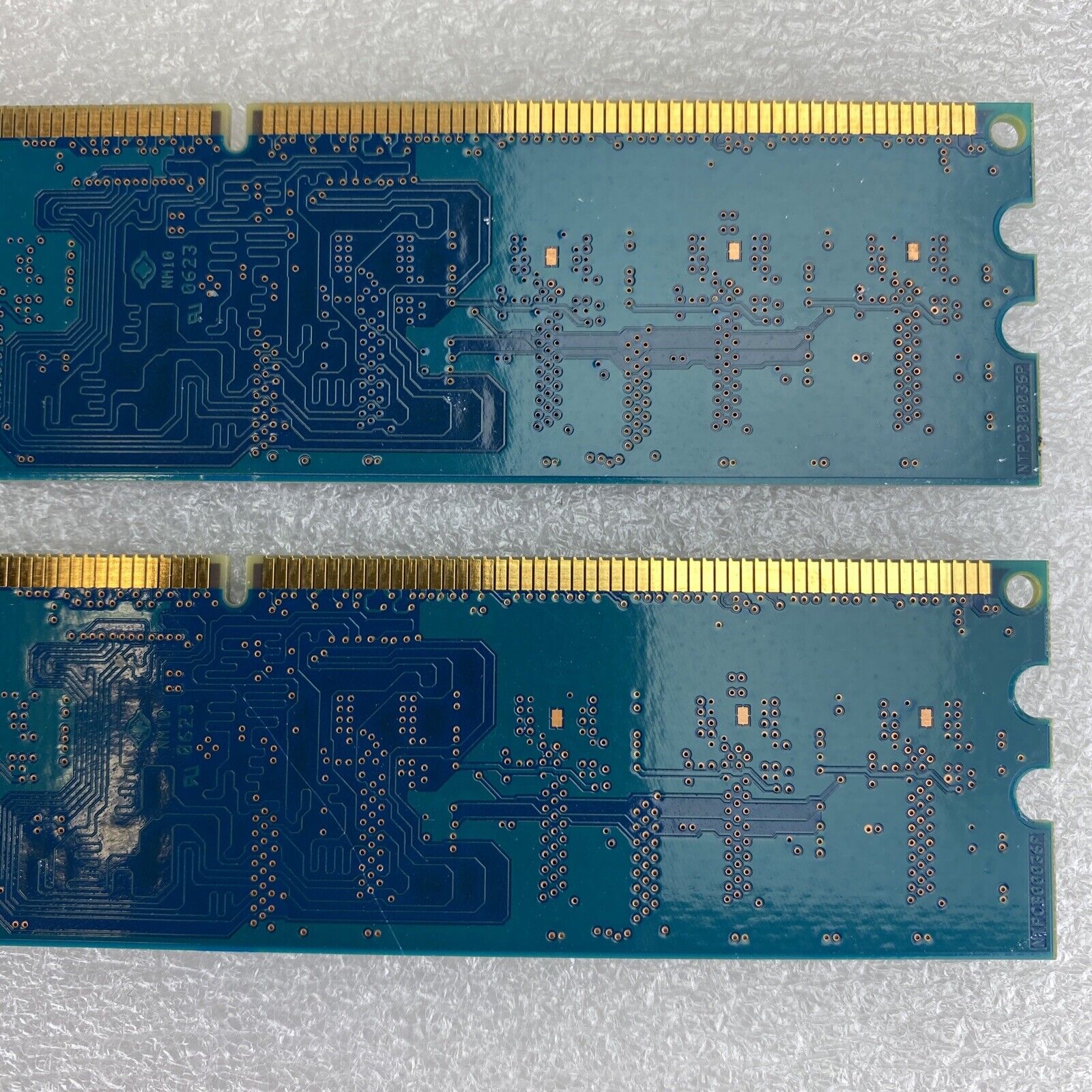 2x 512MB Nanya NT512T64U88B0BY-3C 1Rx8 PC2-5300U-555 667MHz DDR2 memory RAM