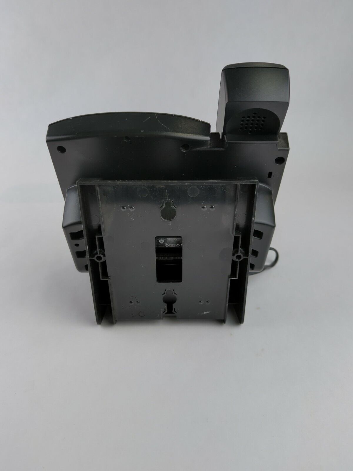 Polycom VVX300 2778-13-8999 IP Gigabit Phone with Stand and Handset