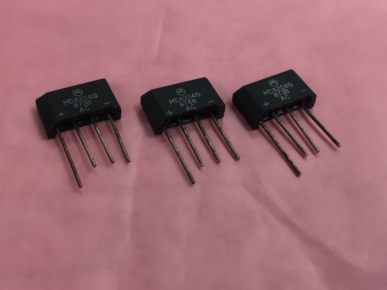 Genuine Motorola MDA204G  Bridge Rectifier Diode  2A  400V   Lot of 3