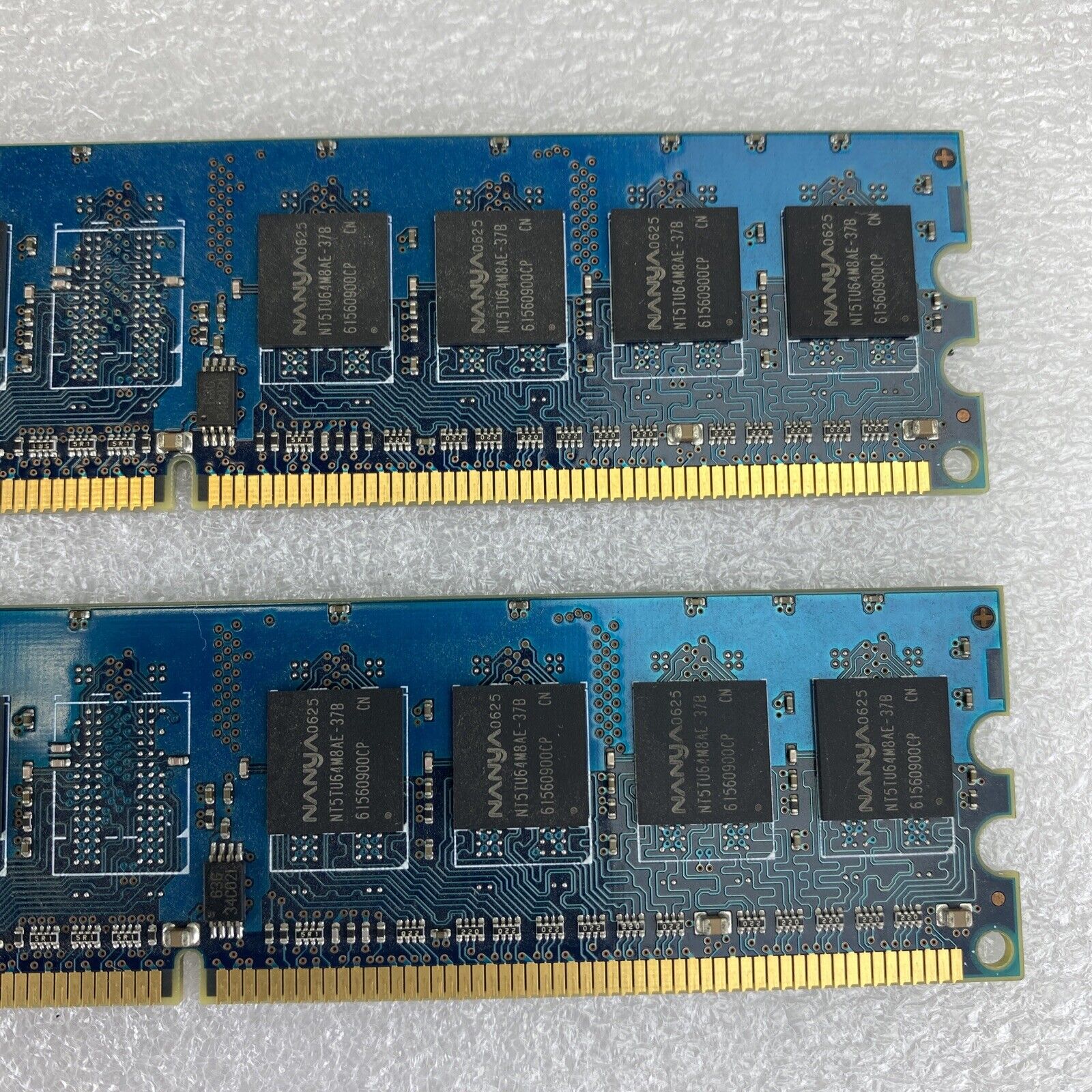 2x 512MB Nanya NT512T64U88A0BY-37B 4200U 1Rx8 DDR2 PC desktop memory RAM