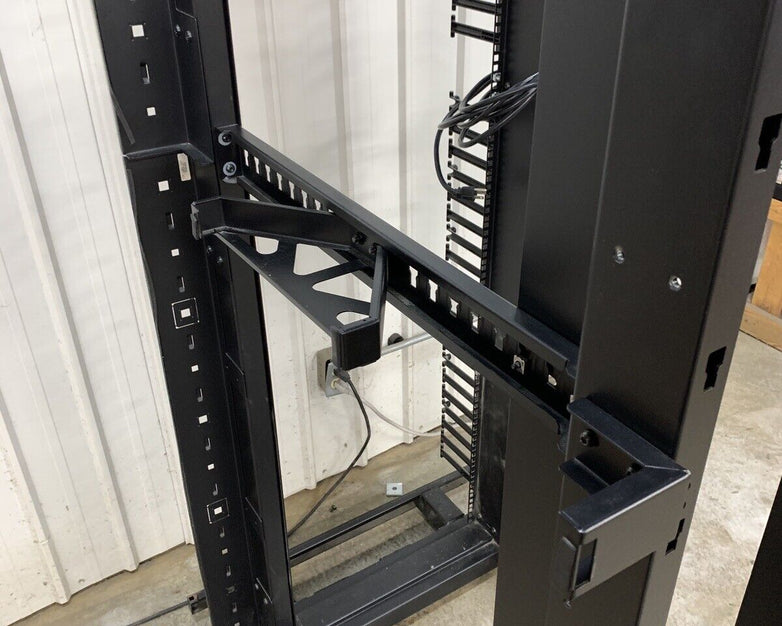 Siemen Vertipod Server Rack 45U Vp2-0AC111 Right Side No Panels