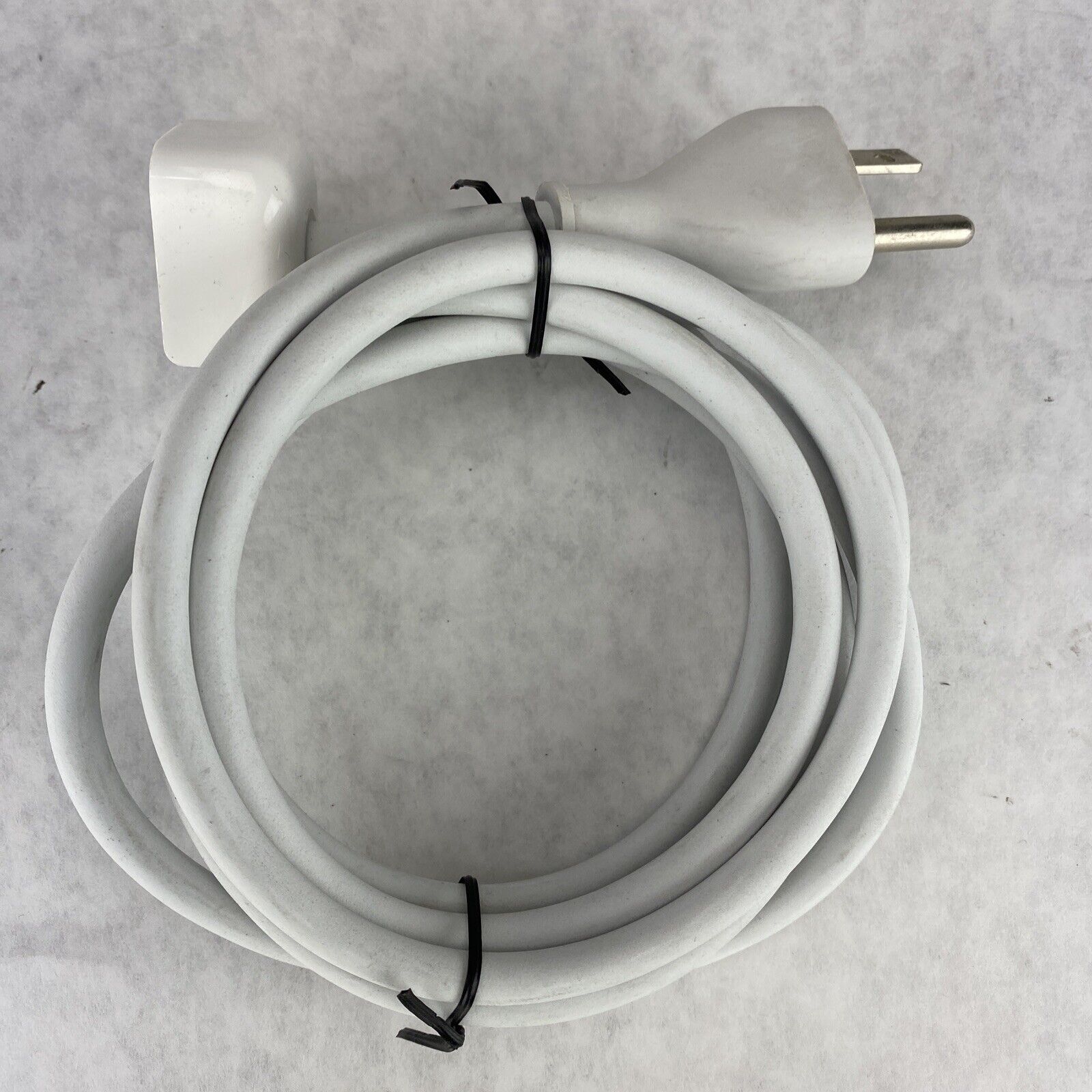 Apple Macbook Charger Volex APC7H Power Cord Charging Extender Cable White