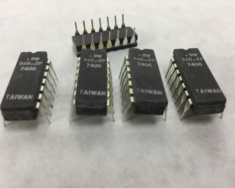 SW 946-2P STEWART WARNER   Lot of 5  14-PIN