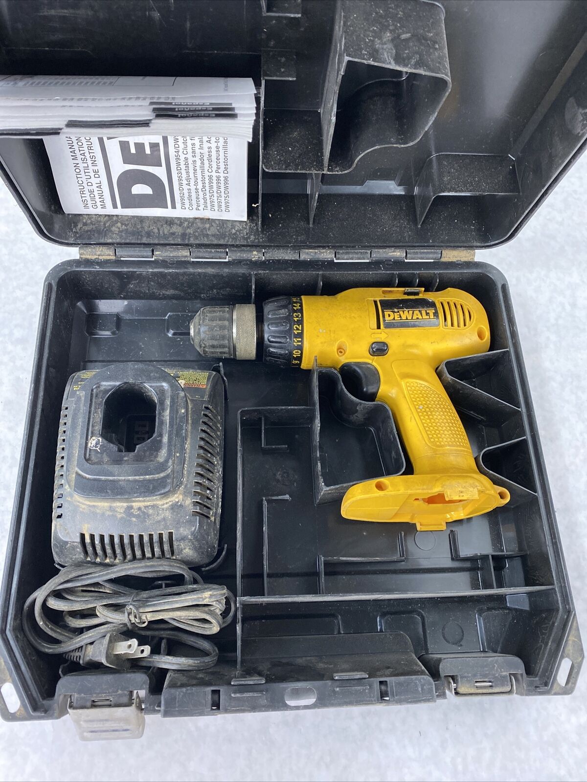 Dewalt DW954 14.4v 3/8" Cordless Adjustable Clutch Drill Driver + Charger + Case