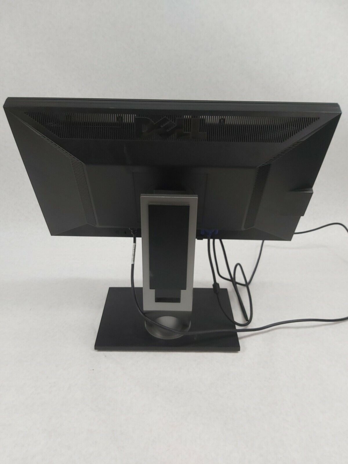 Dell U2211H 22" UltraSharp Monitor 4-Port USB 1080p U2211Ht XVV58 Grade B