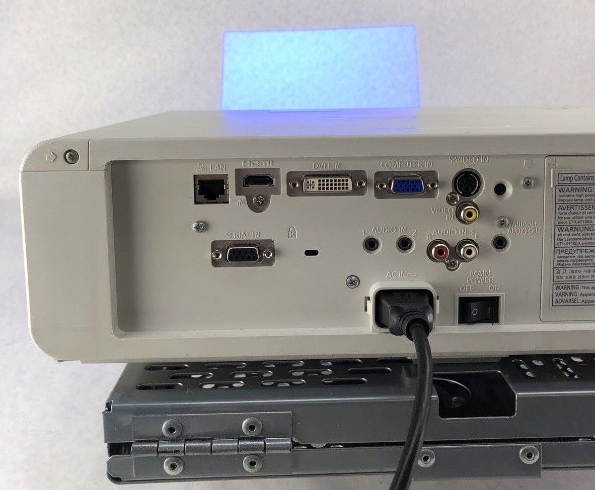 Panasonic PT-FW430U WXGA LCD Projector 1898 Lamp Hours & Peerless Mount Bundle