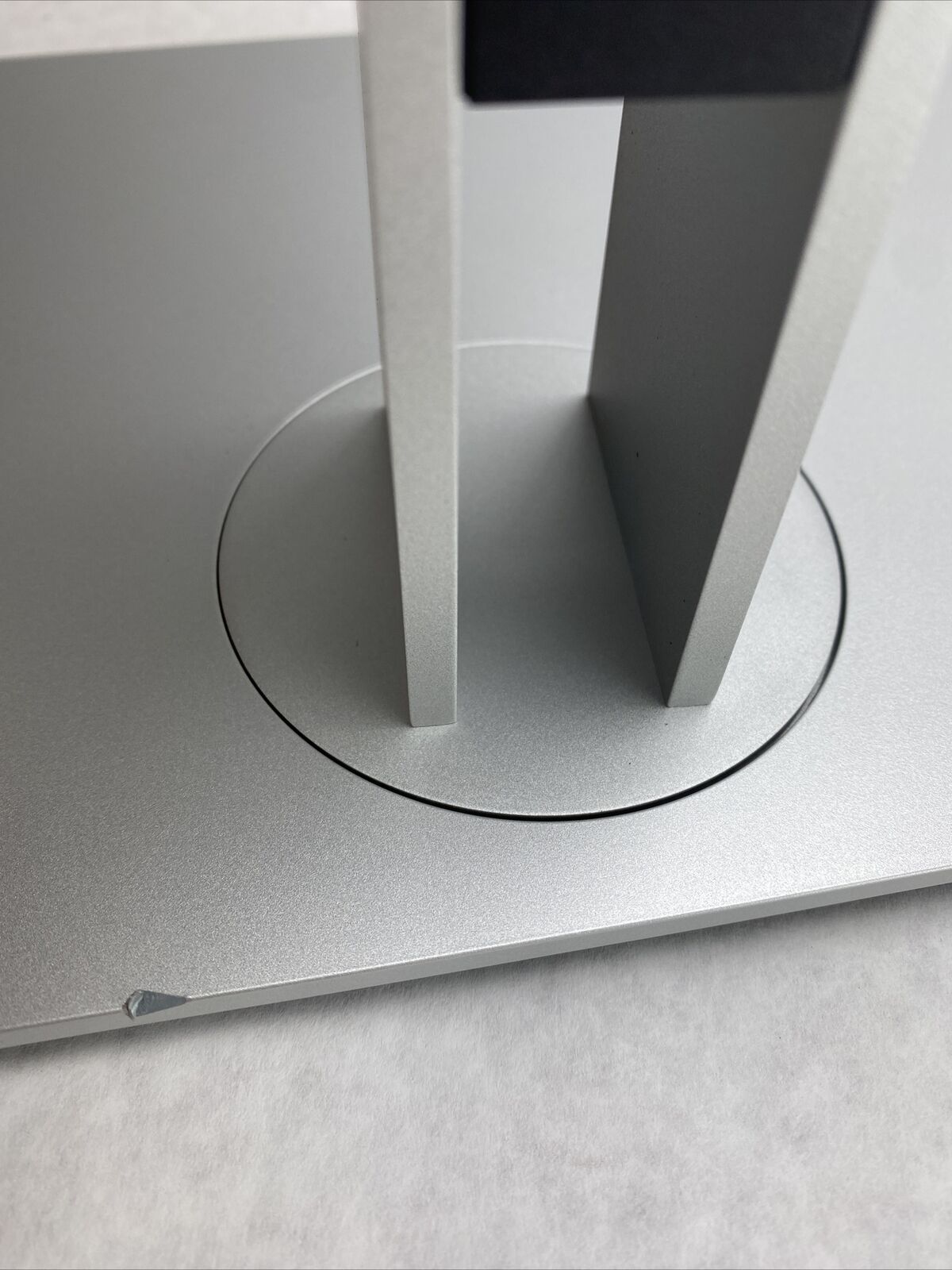 HP L98111-001 Silver Monitor Stand 760.0670x for E23 E24 G4 FFT-ZS