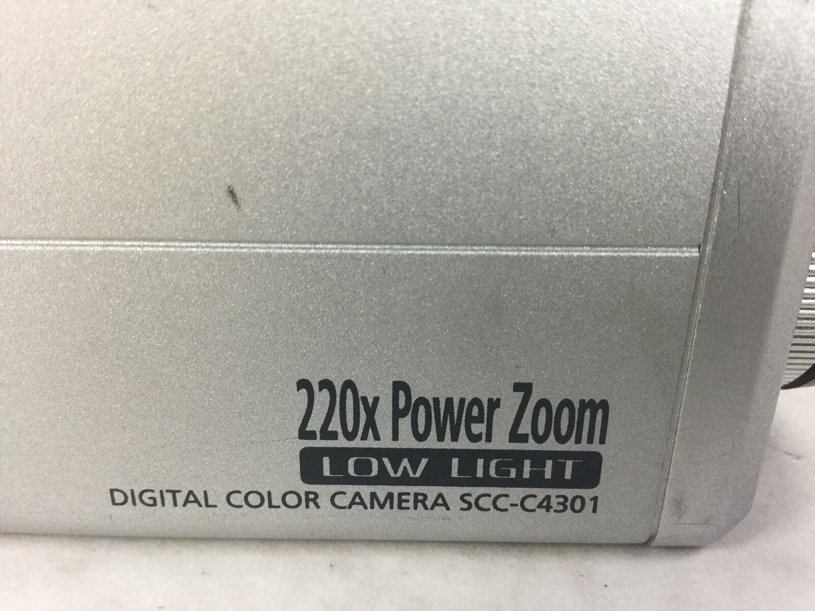 SAMSUNG Low Light Digital Color Surveillance Camera SCC-C4301