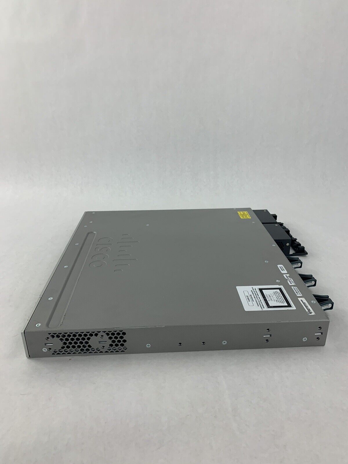 Cisco Catalyst WS-C3850-48PW-S 48 Port Ethernet Switch W/ C3850-NM-4-1G Module