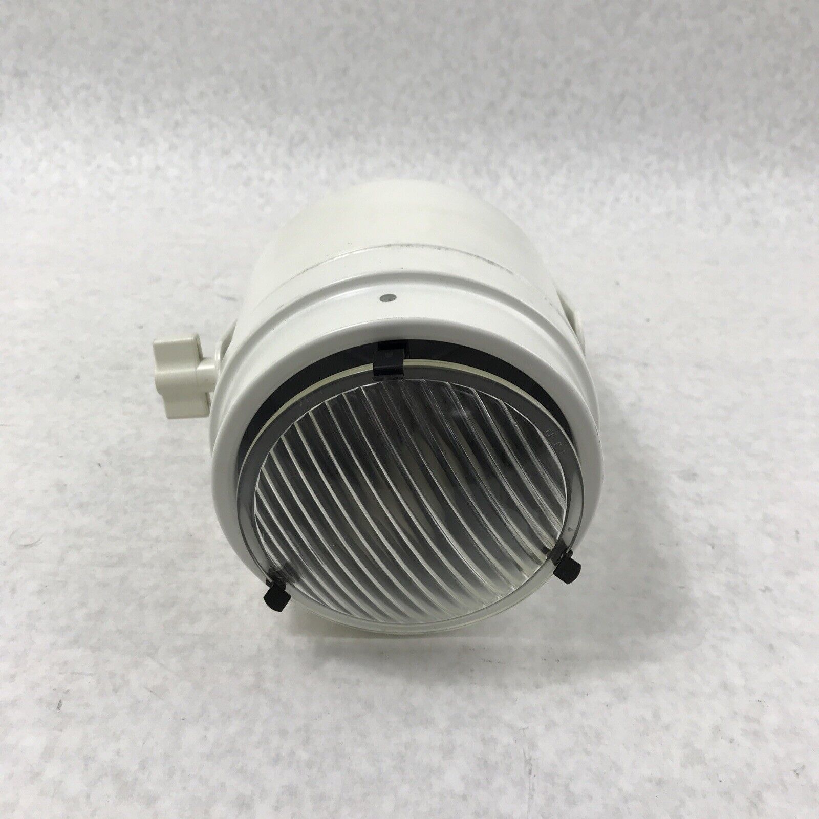 Cooper Lighting L-3750-X Halo 2 L702 Trac Lamp Holder Light Fixture White