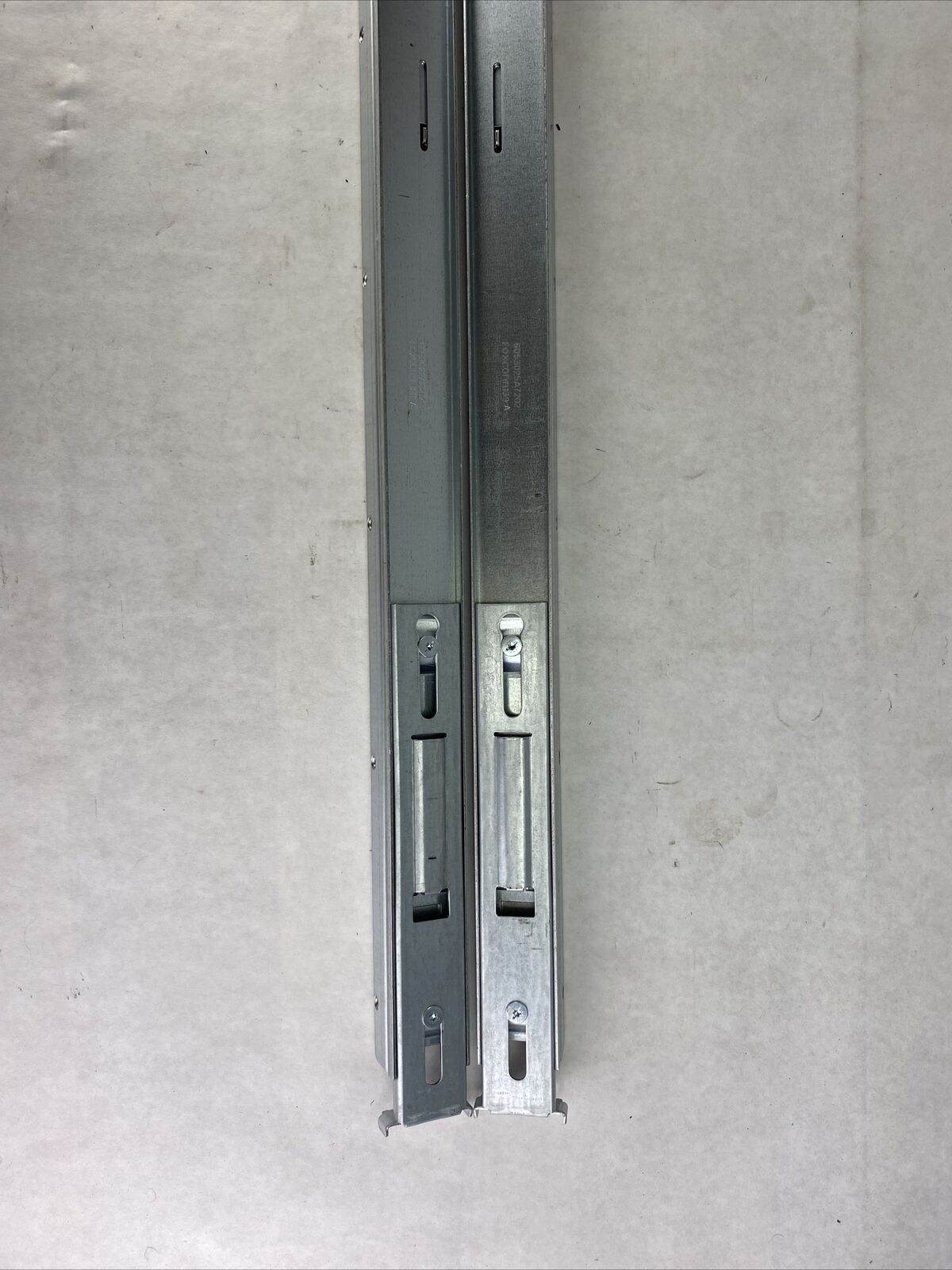HP 173845-001 Set of Fixed Server Rack Cabinet Rails DL320 DL360