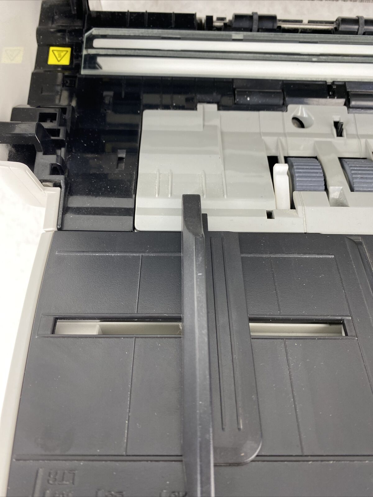 Fujitsu PA03540–B055 fi-6130 Color Document/Image Scanner NO POWER SUPPLY