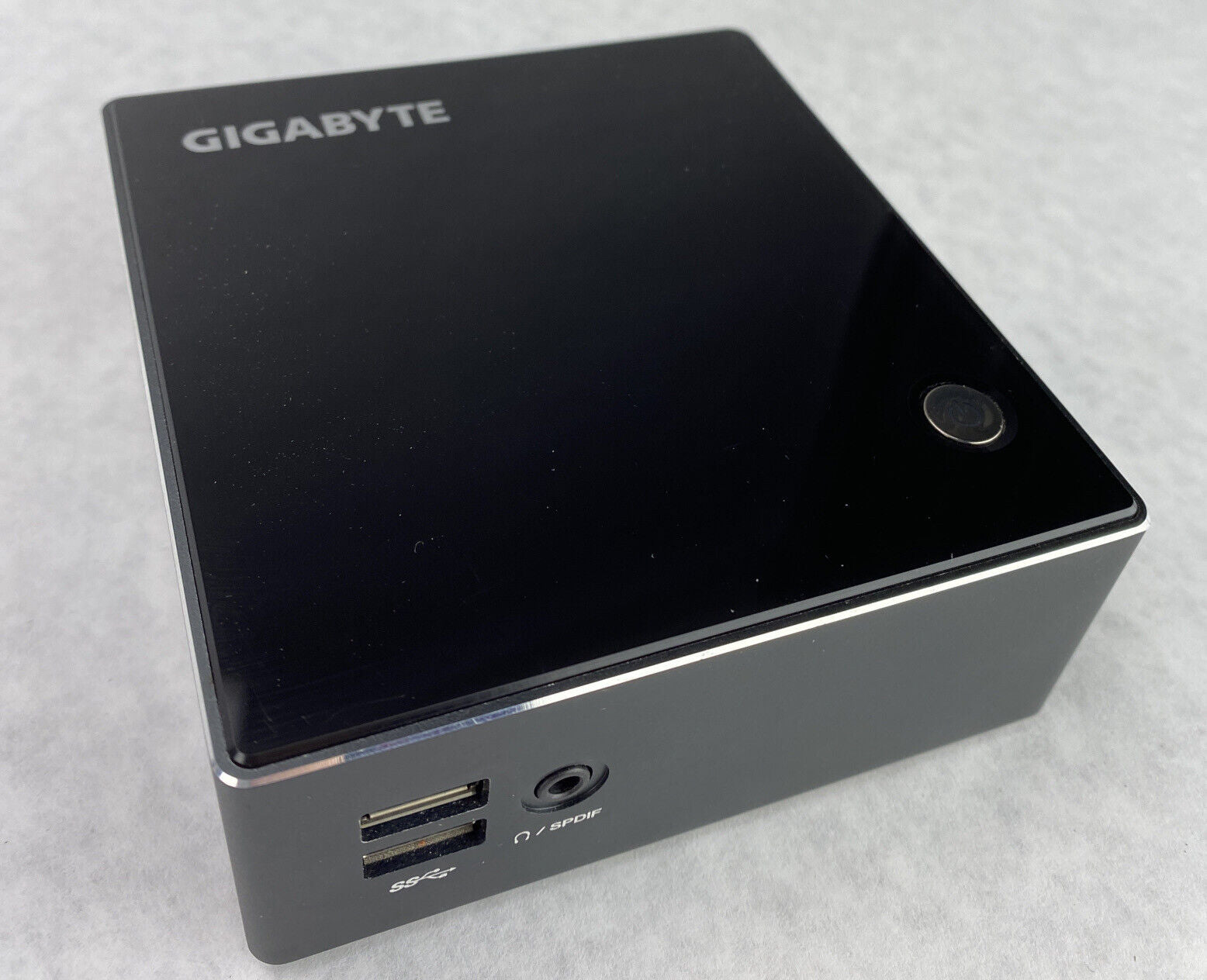 Gigabyte GB-BXi5H-4200 Slim 1.6GHz Core i5-4200U 8GB RAM NO DRIVE No AC Adapter