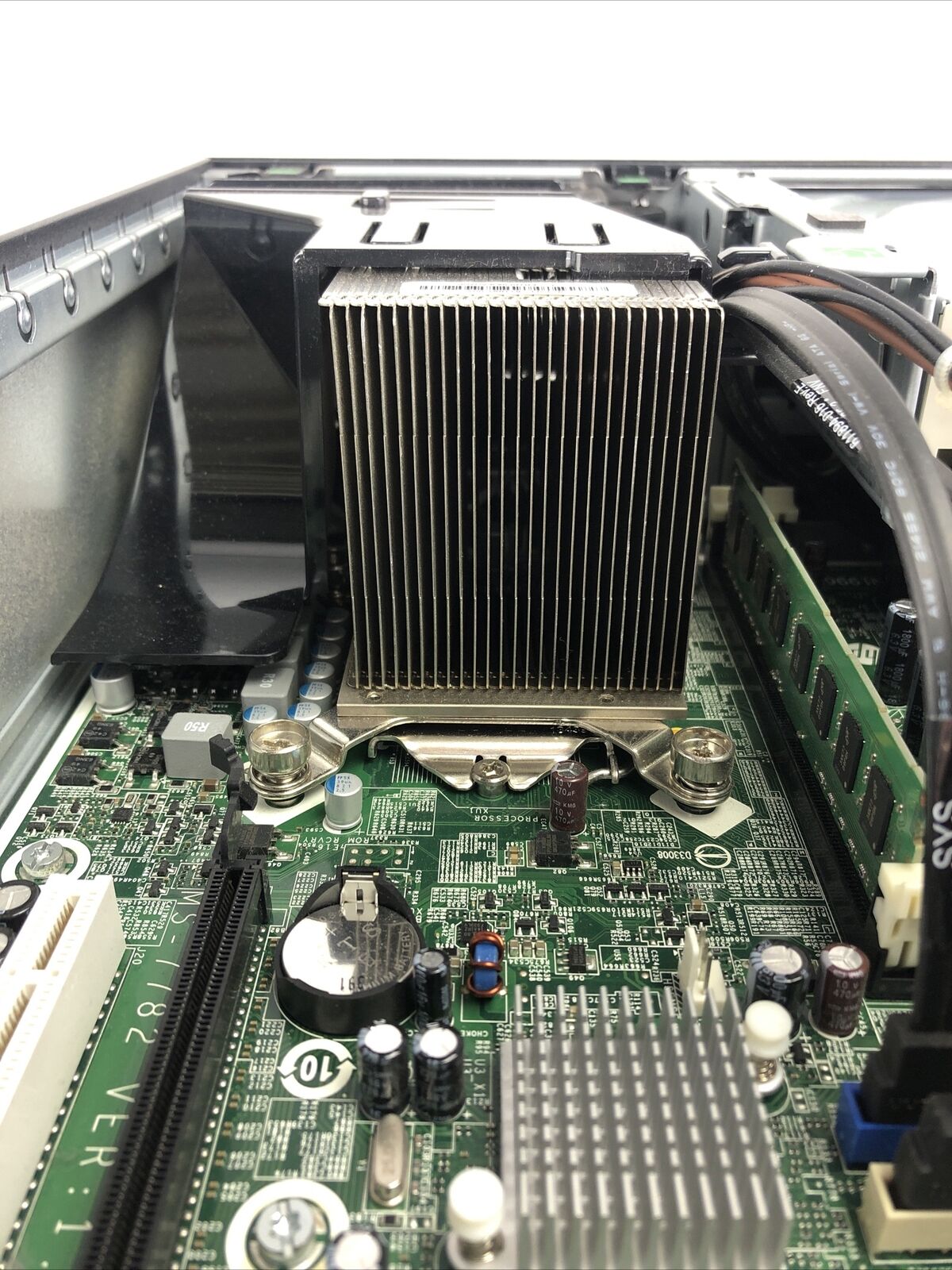 HP Compaq Pro 4300 SFF Intel Core i3-3220 3.3GHz 4GB RAM No HDD No OS