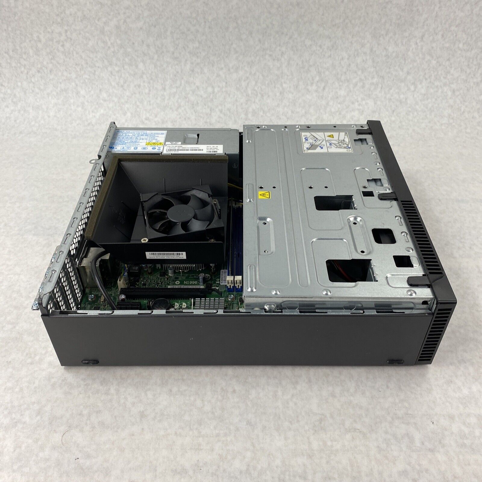 Lenovo ThinkCentre Edge72 SFF Intel Pentium G640 2.80 GHz 4 GB RAM NO HDD NO OS