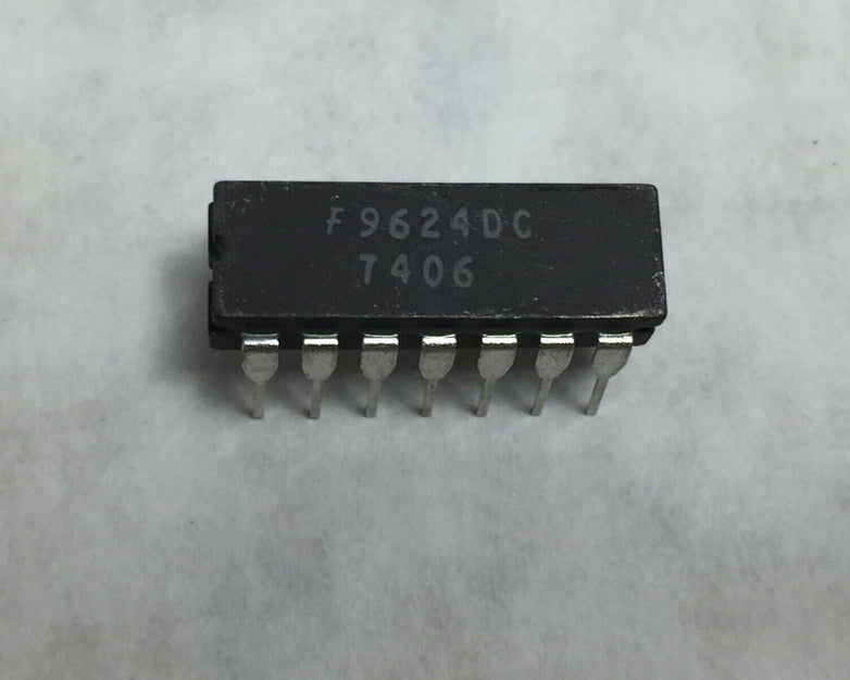 NOS  Fairchild F9624DC Integrated Circuits  Lot of 10