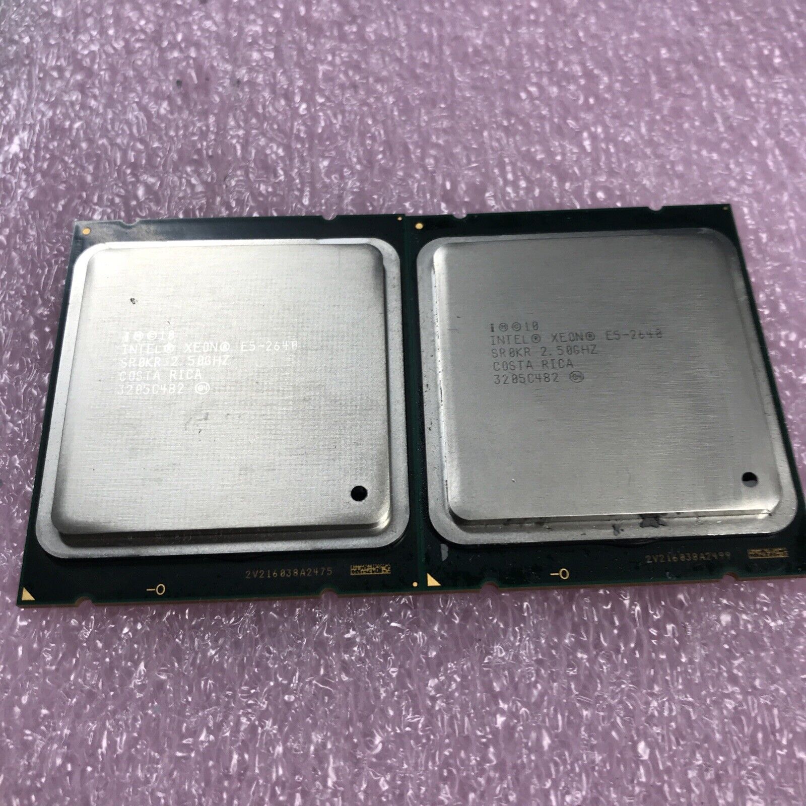 (Lot of 2) Intel Xeon E5-2640 SR0KR 2.5GHz 3205C482