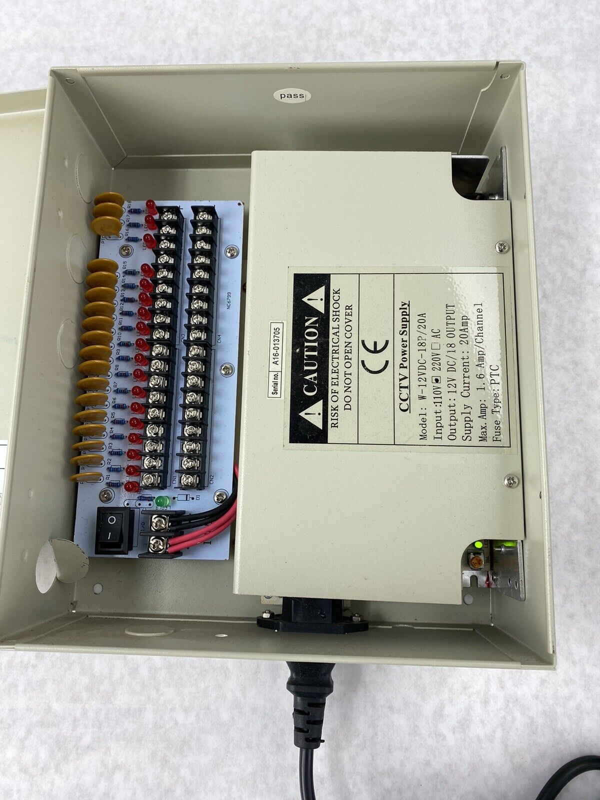 Generic PDB-9CH10A 12VDC 10A Amps CCTV Power Supply