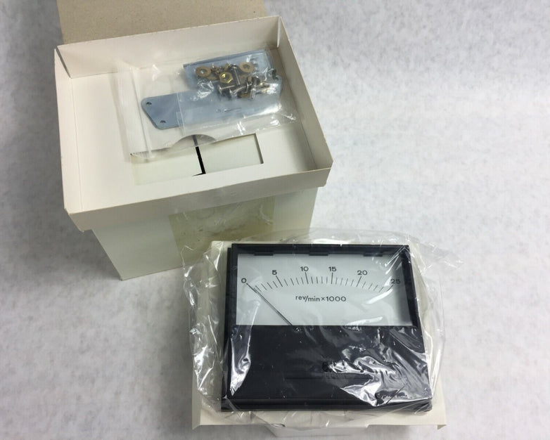 Beede 478046006 FS 25 VAC 25,000 RPM Gauge for RC5 and RC5 B   NIB