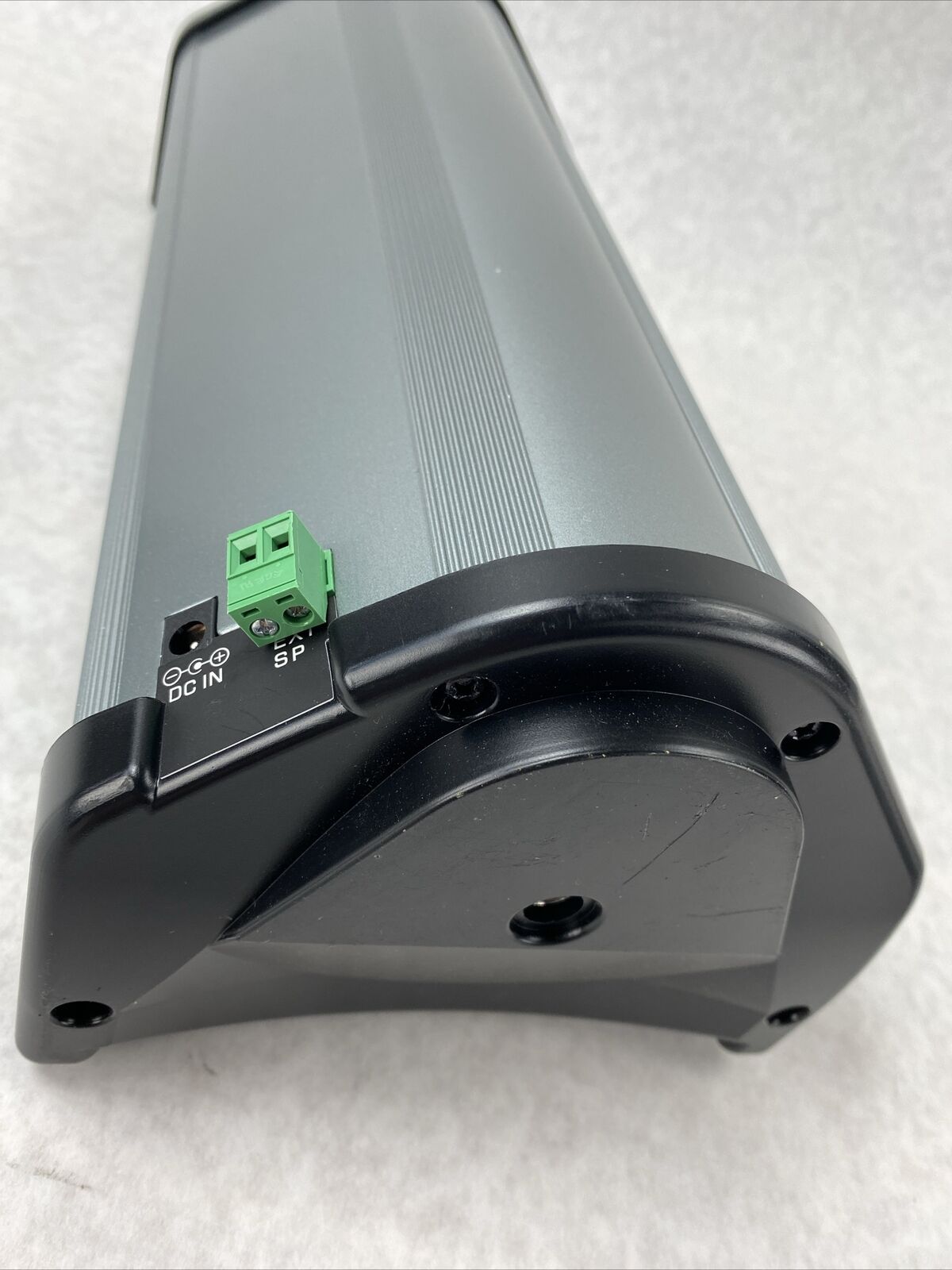 TeachLogic IRC-360 Quantum II Column Speaker with Power Supply NO ACCESSORIES