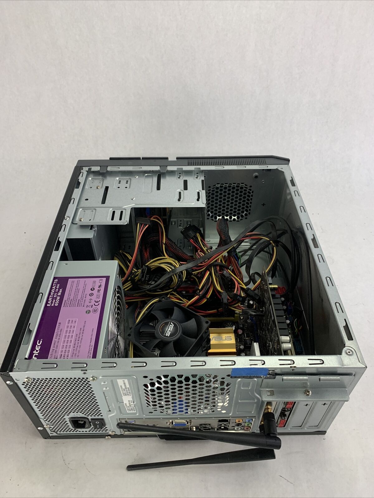 ASUS CM550 MT Intel Pentium Dual-Core E5300 2.6GHz 6GB RAM No HDD No OS