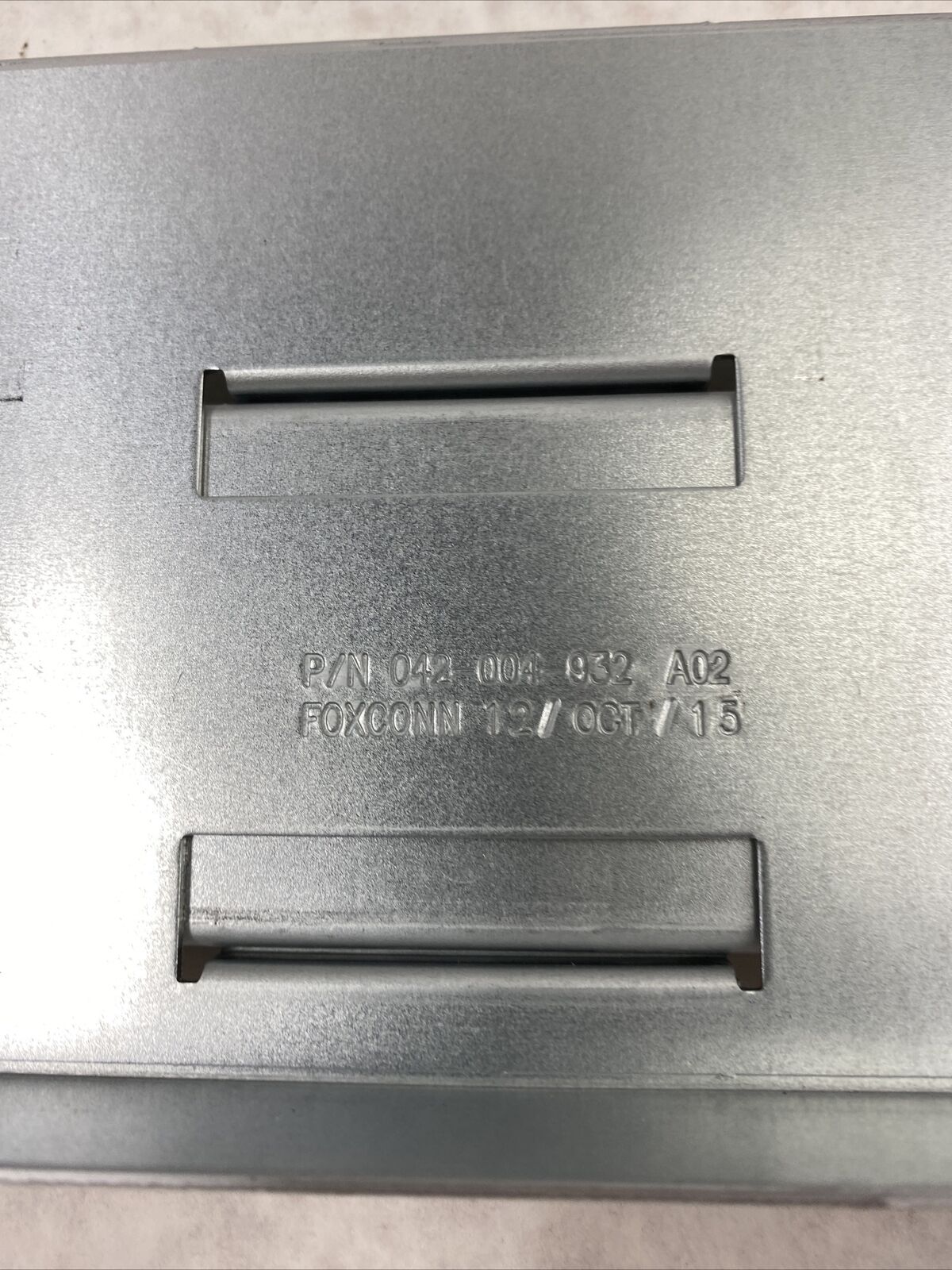 EMC Server Rail 042-004-593 Sliding On 042-004-932 RIGHT side RAIL ONLY
